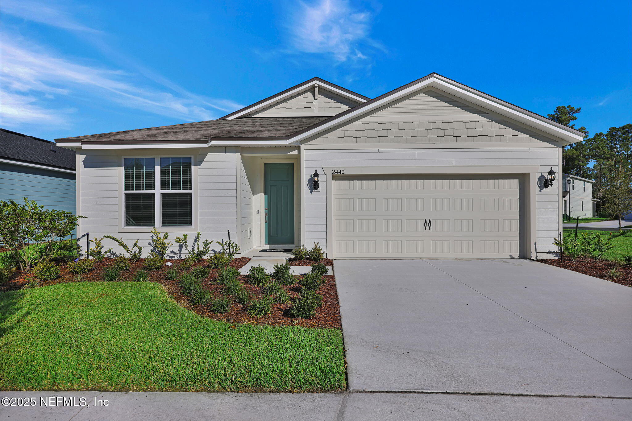 2442 GLADE Lane