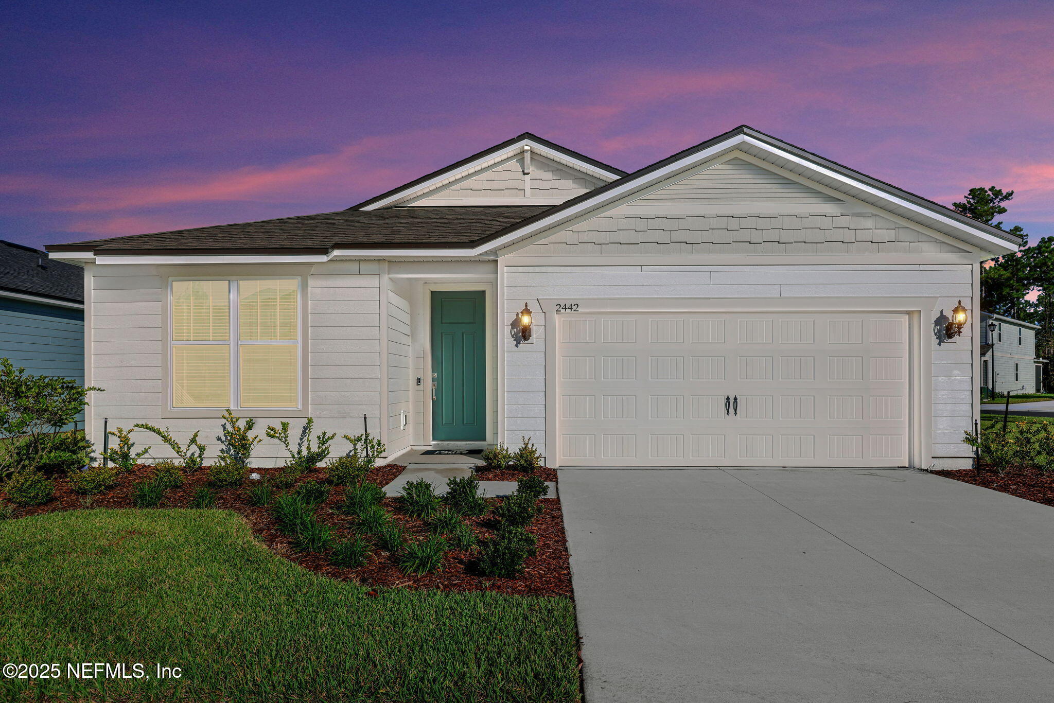 2442 GLADE Lane