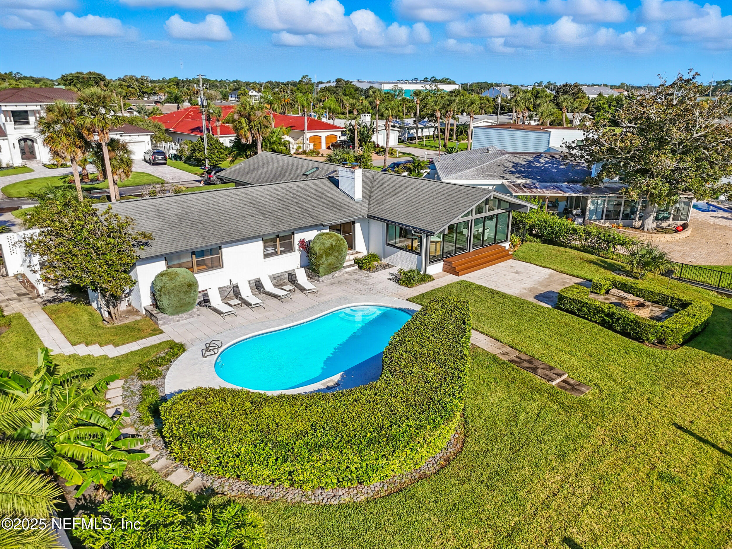 3355 SILVER PALM Drive