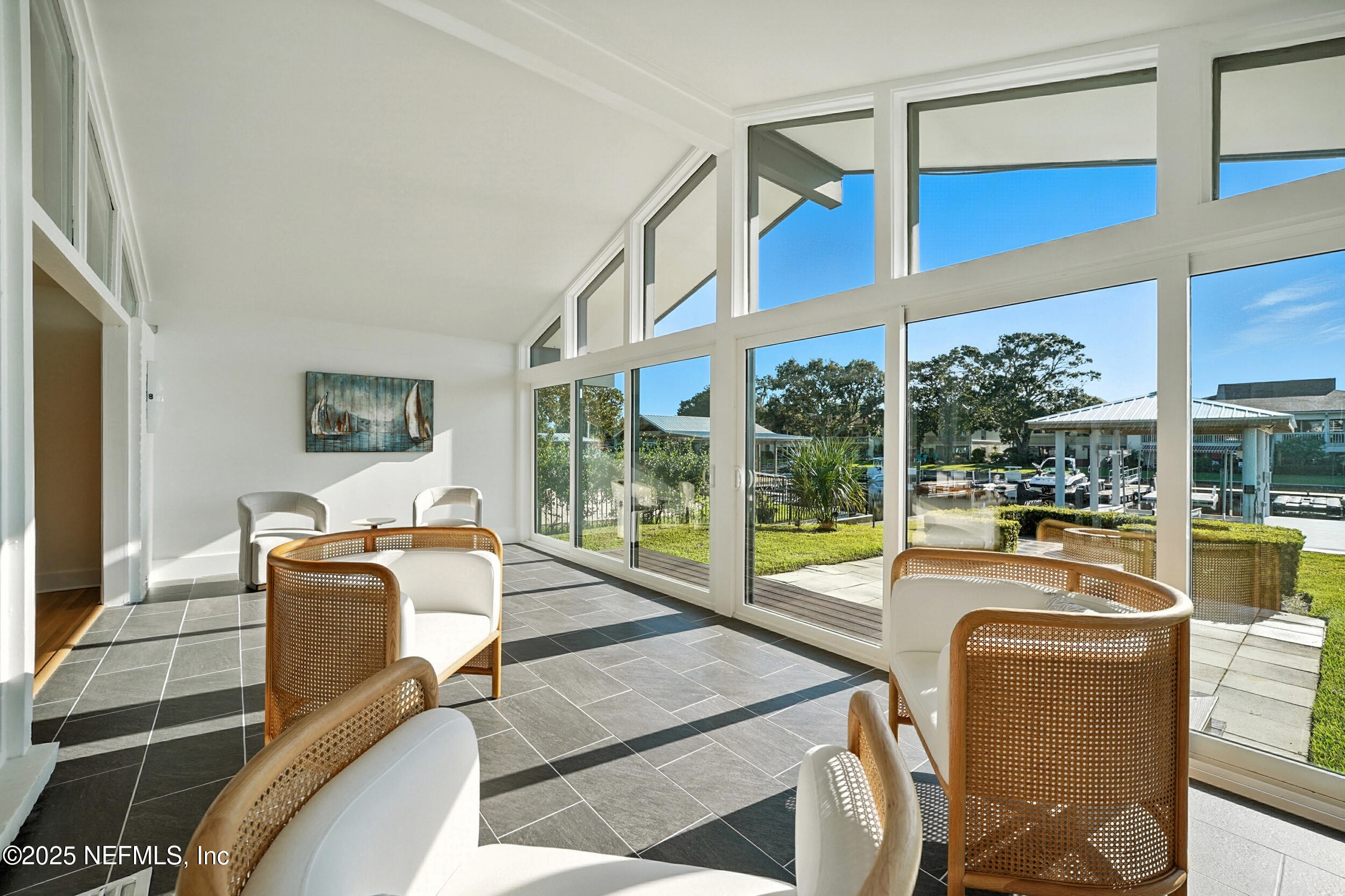 3355 SILVER PALM Drive