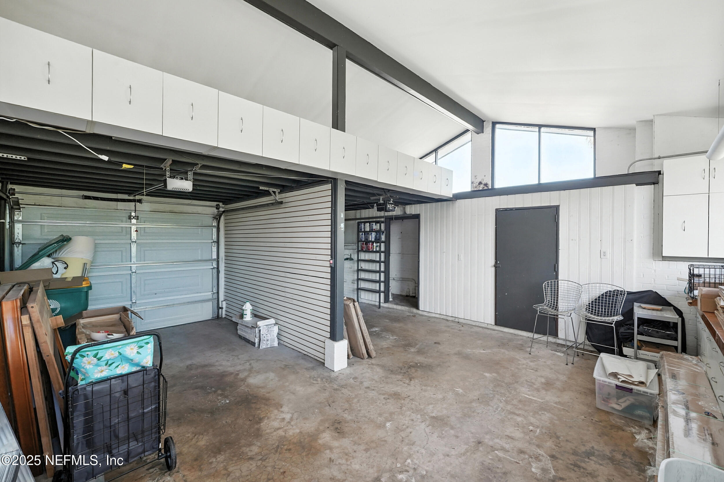 3355 SILVER PALM Drive