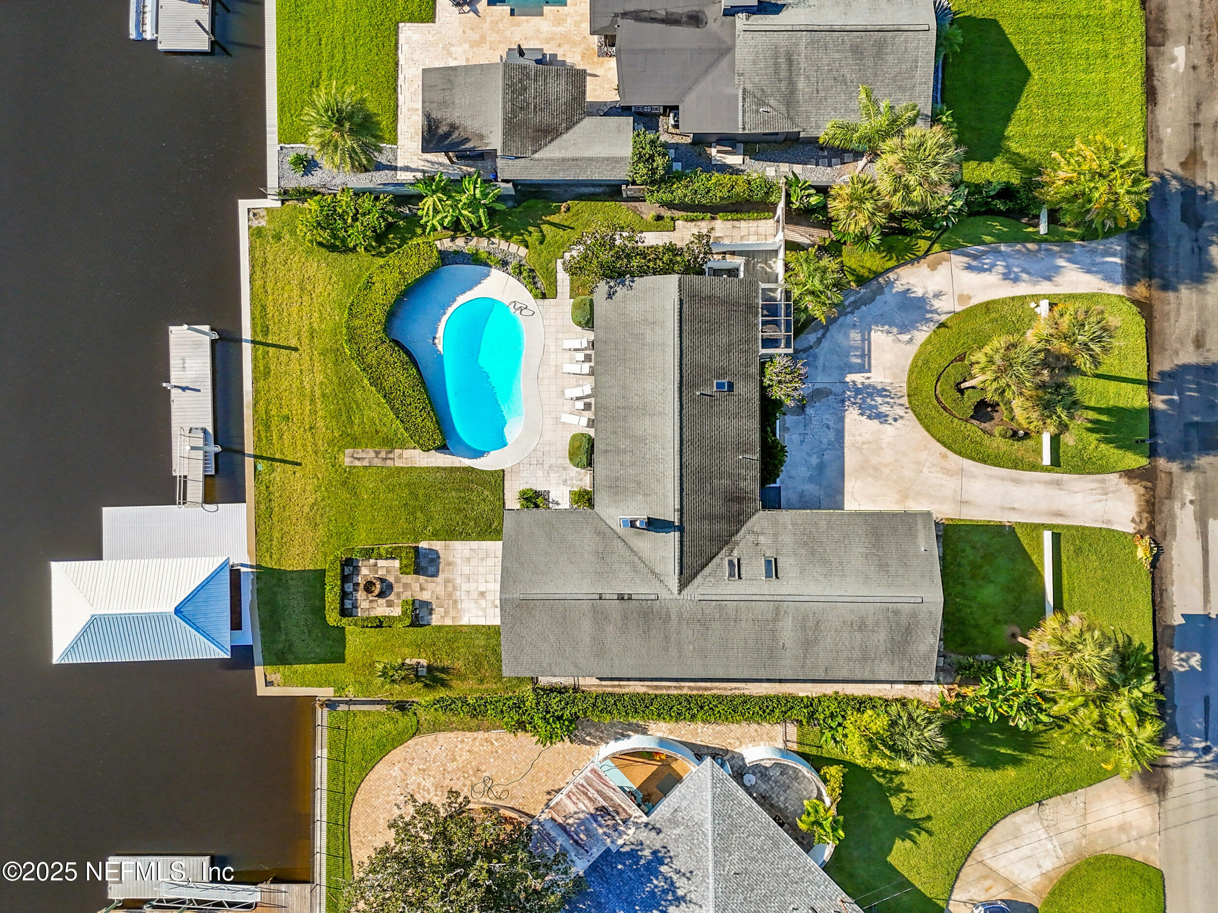 3355 SILVER PALM Drive