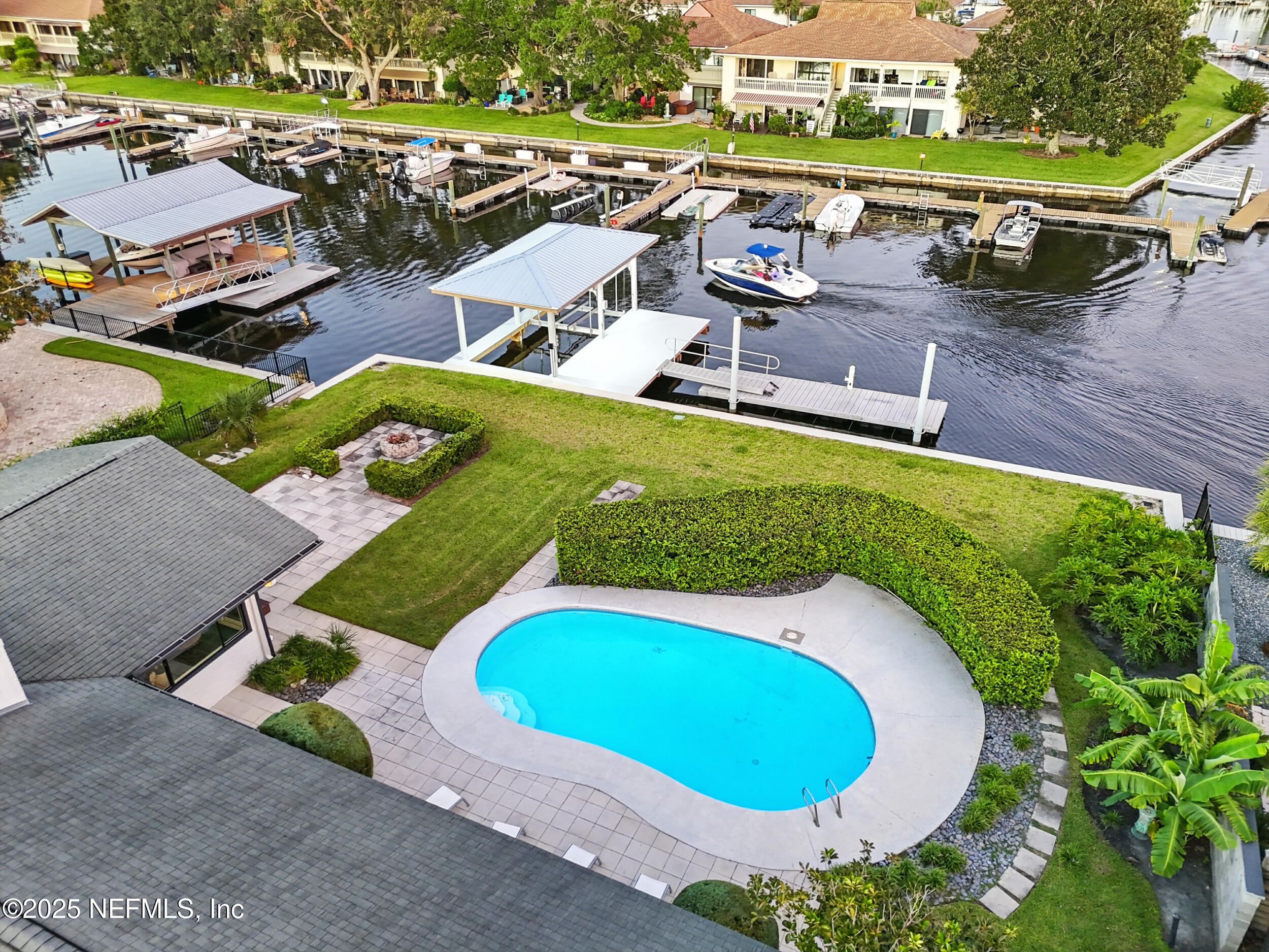 3355 SILVER PALM Drive