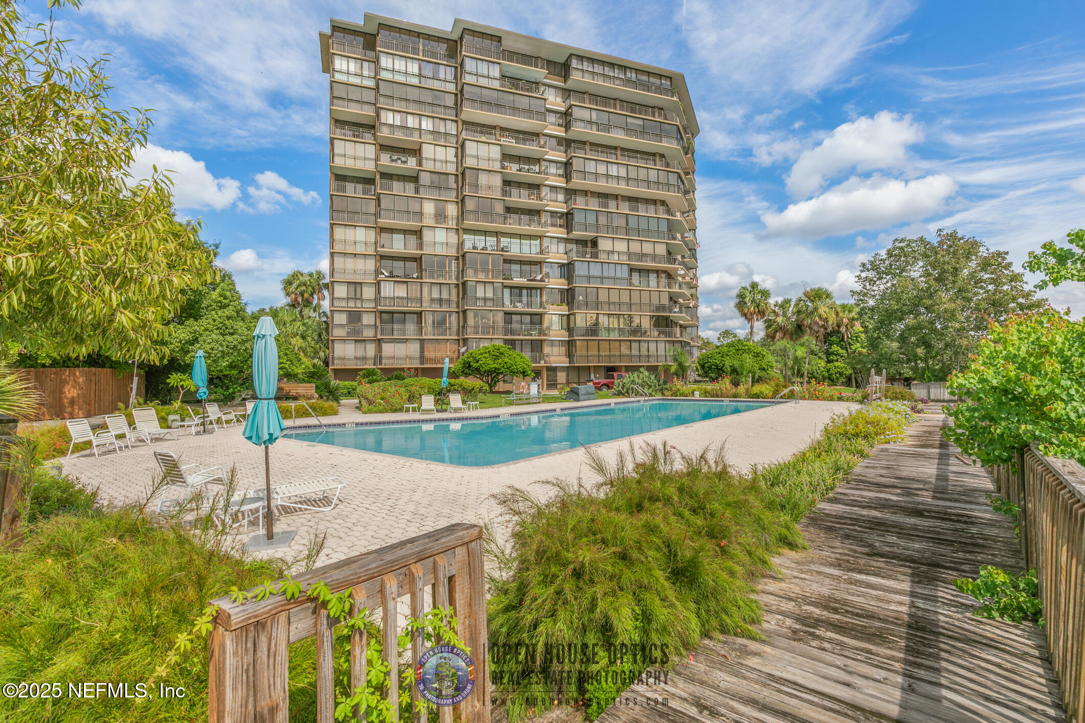 4401 LAKESIDE Drive, 1101