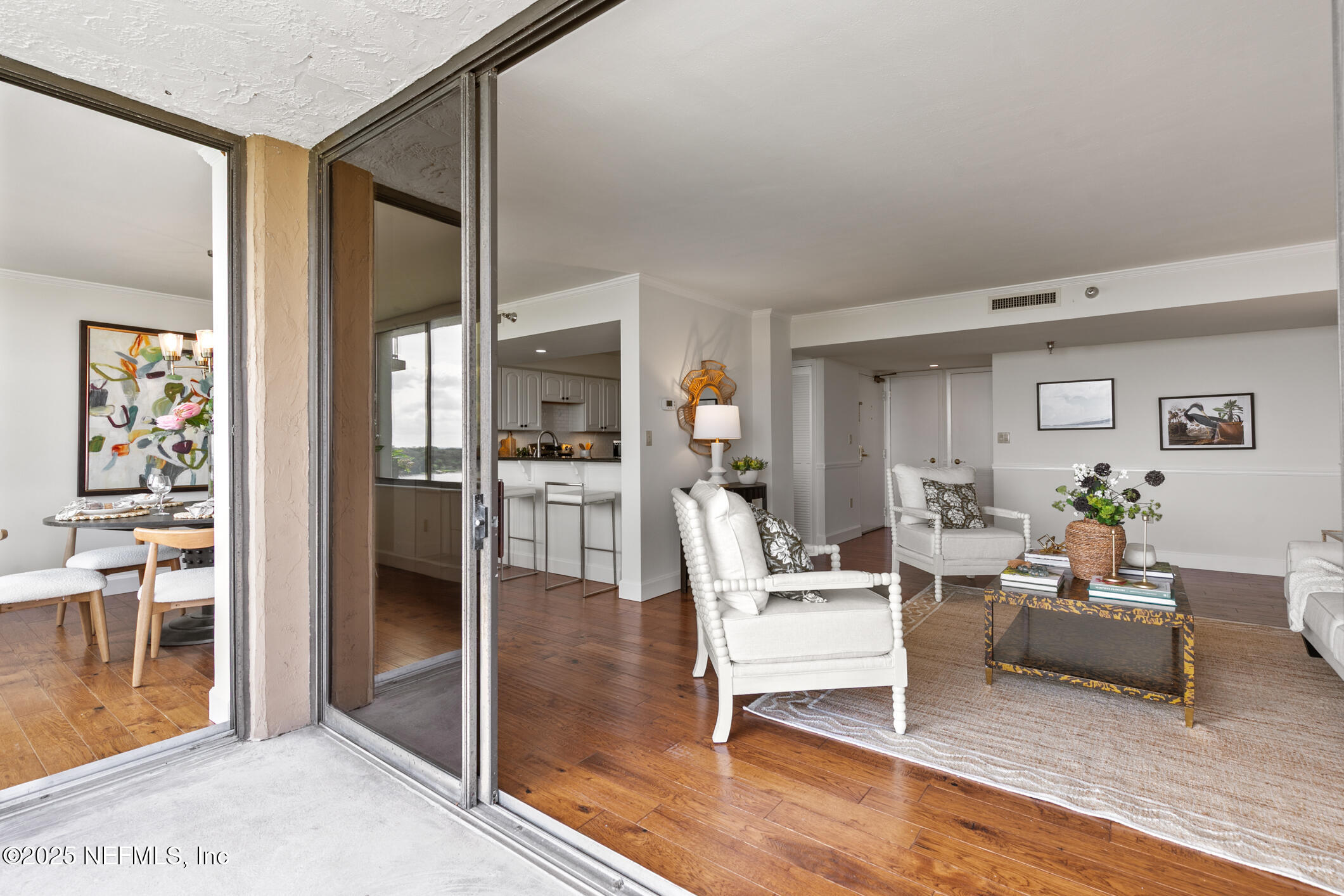 4401 LAKESIDE Drive, 1101