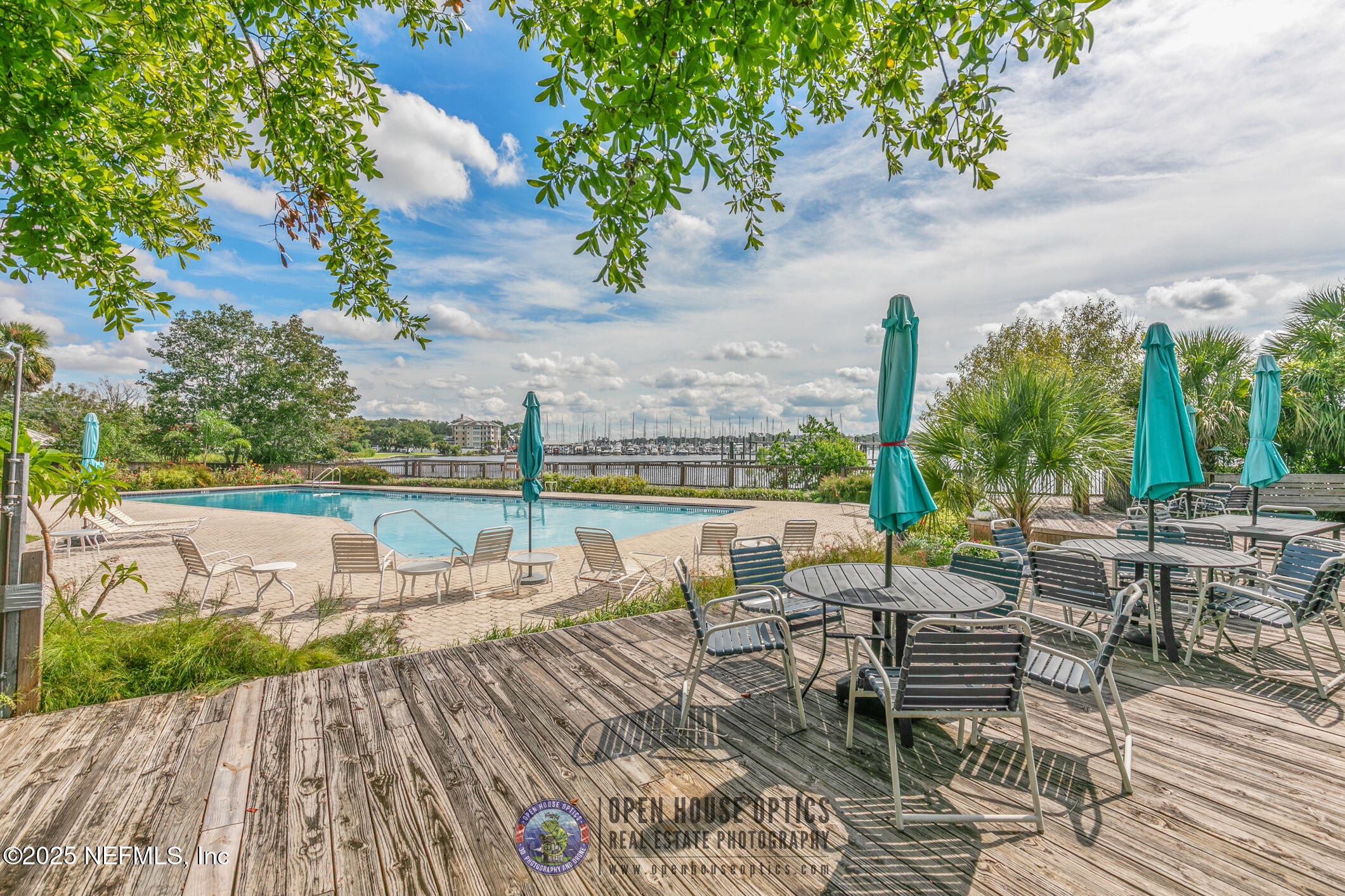 4401 LAKESIDE Drive, 1101