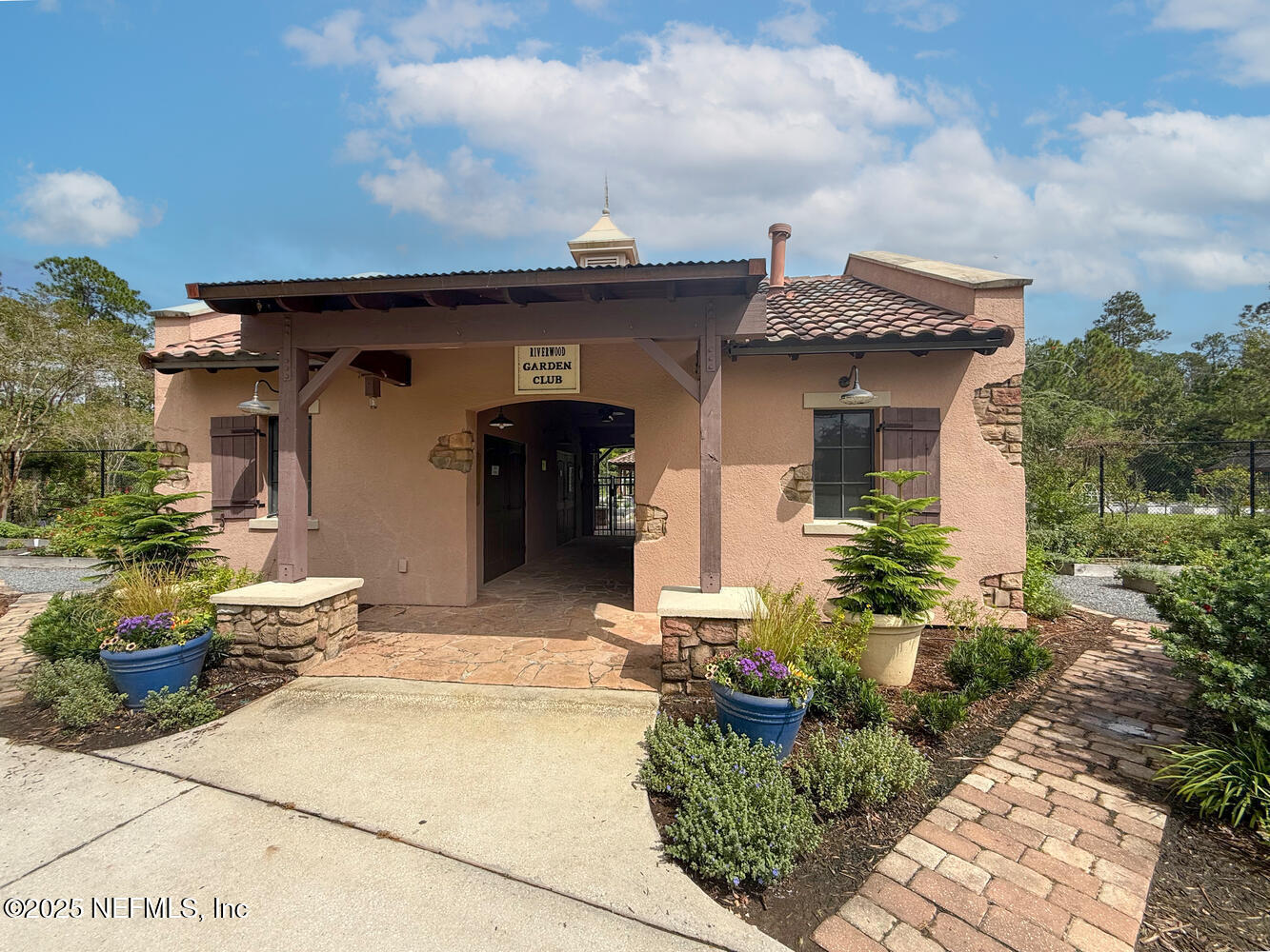 31 WILD BRANCH Court