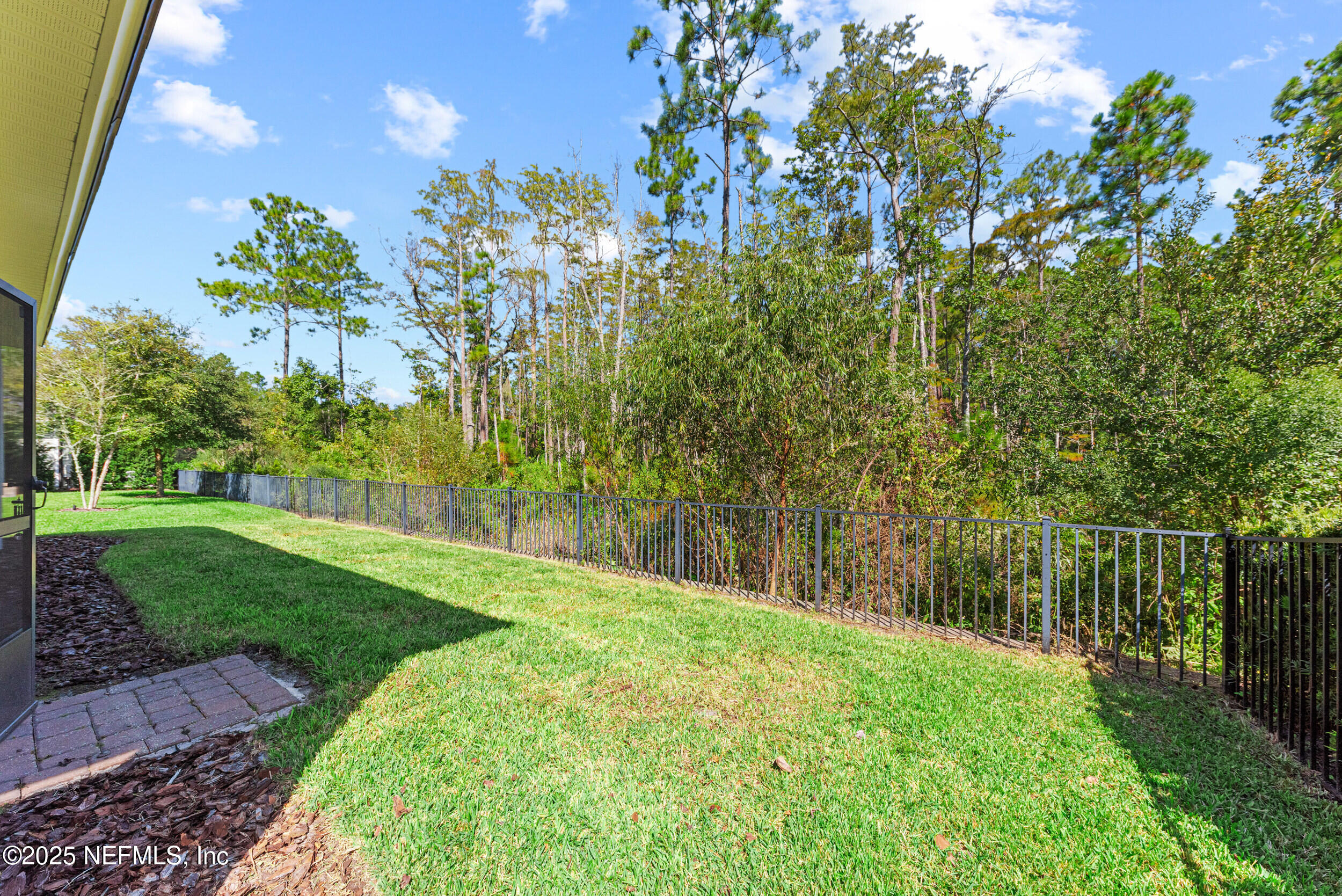 396 FRESHWATER Drive, St. Johns