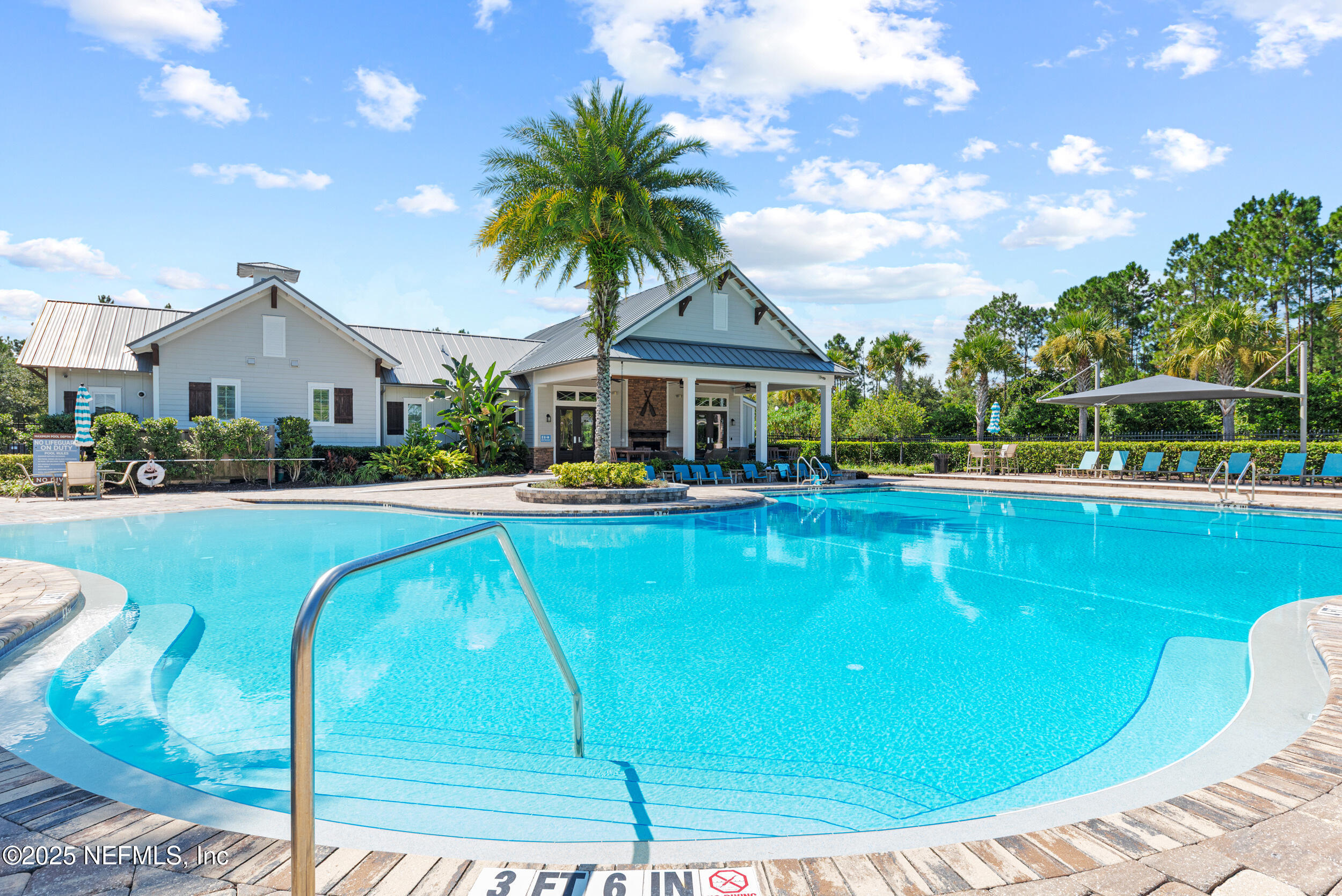 396 FRESHWATER Drive, St. Johns