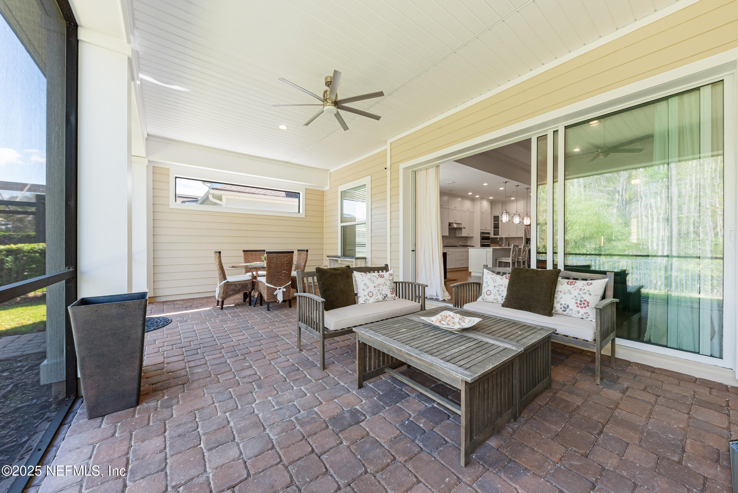 396 FRESHWATER Drive, St. Johns