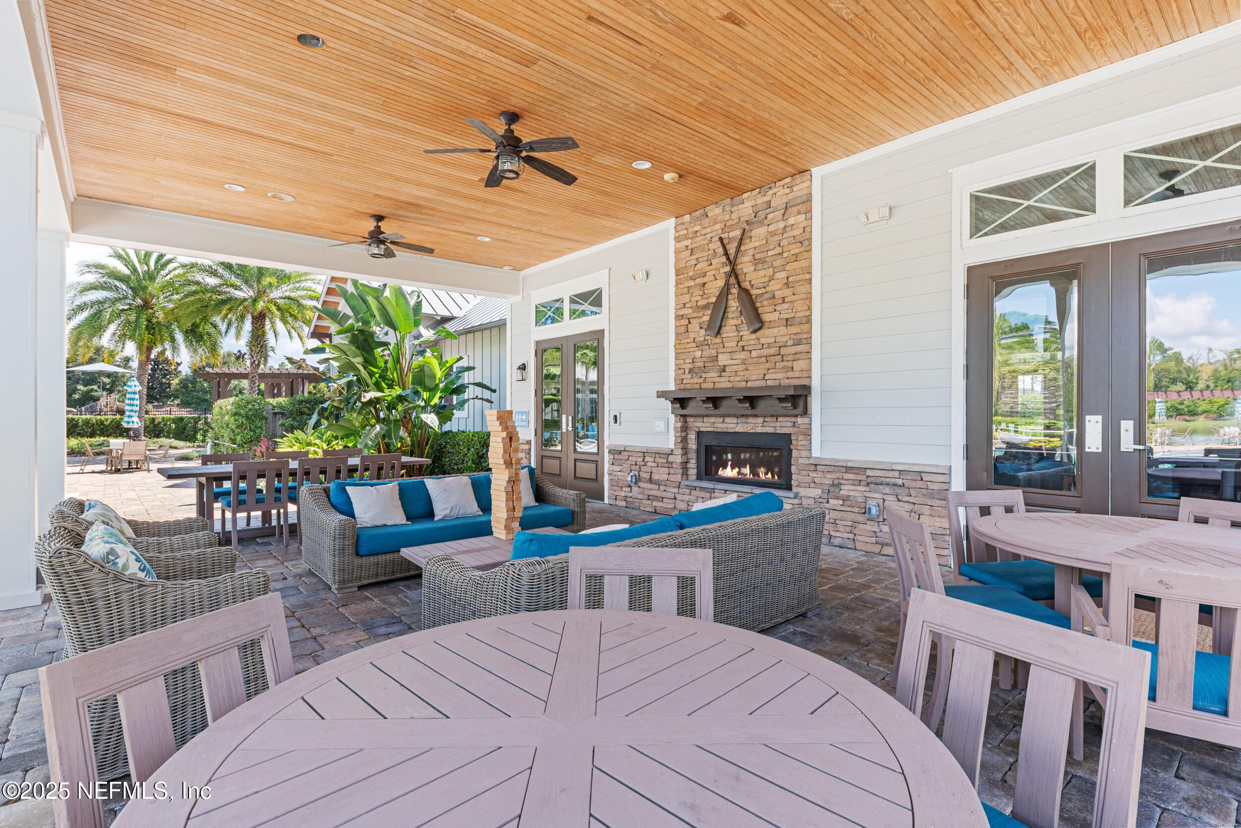 396 FRESHWATER Drive, St. Johns