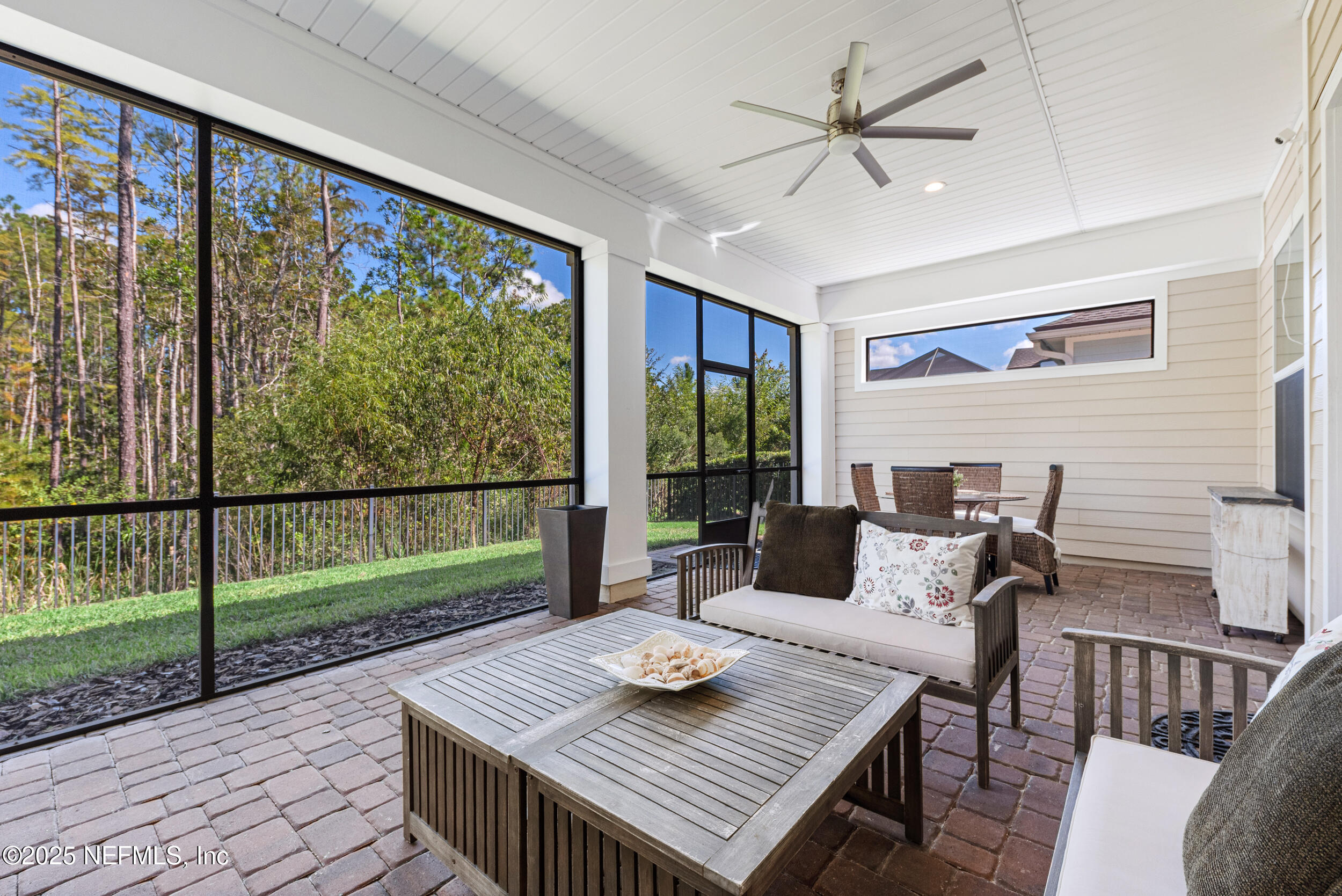 396 FRESHWATER Drive, St. Johns