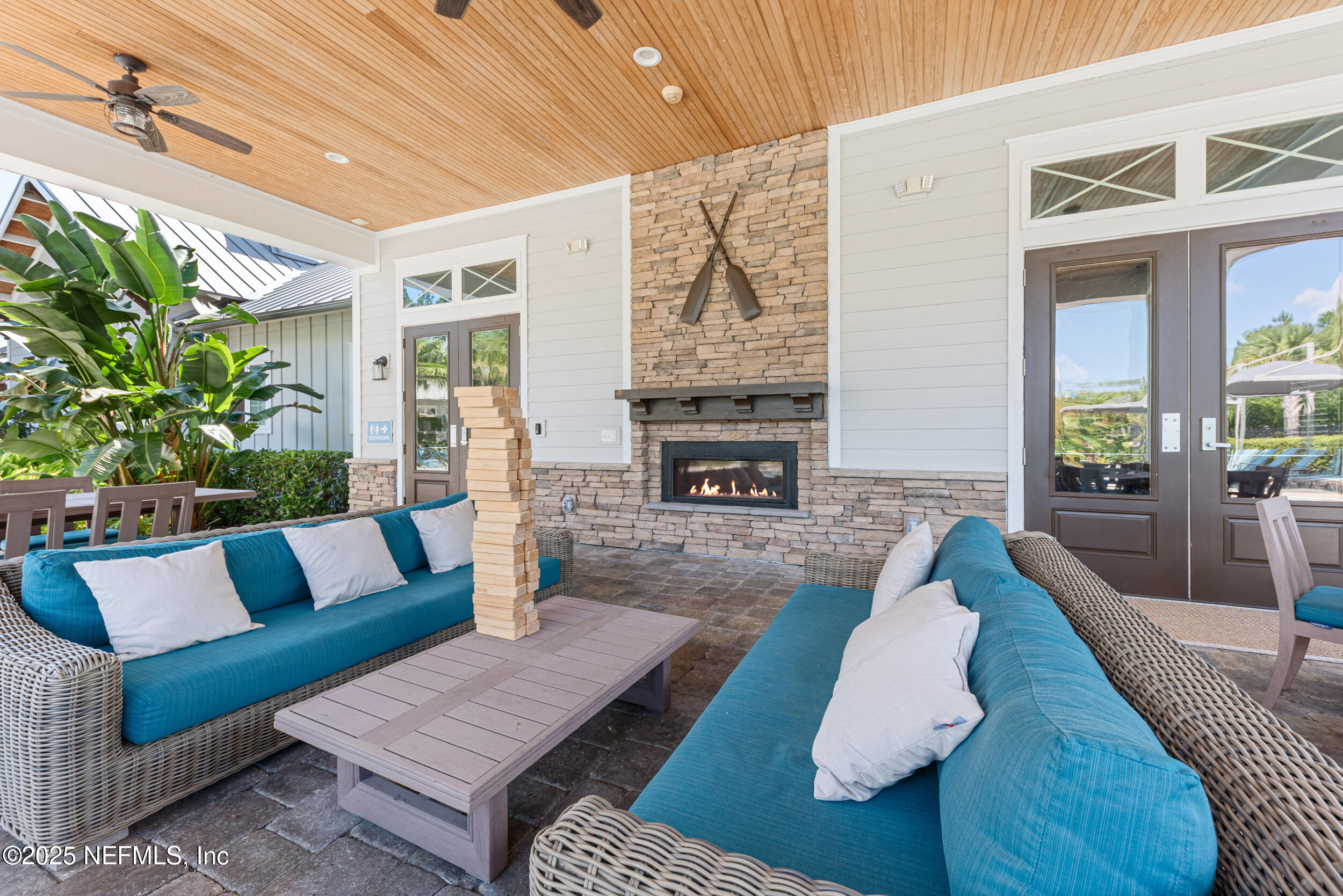 396 FRESHWATER Drive, St. Johns