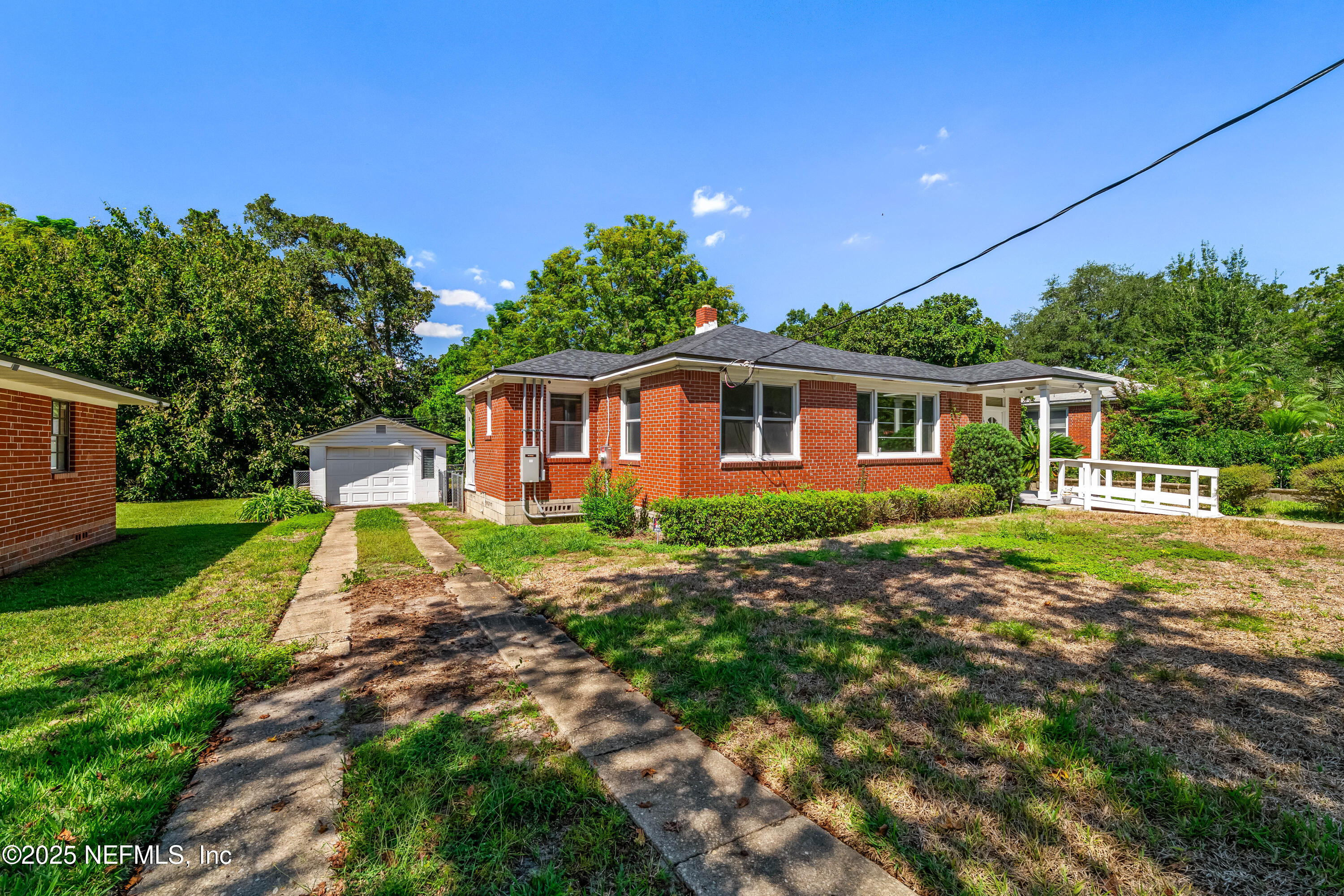 1400 MAGNOLIA Circle E