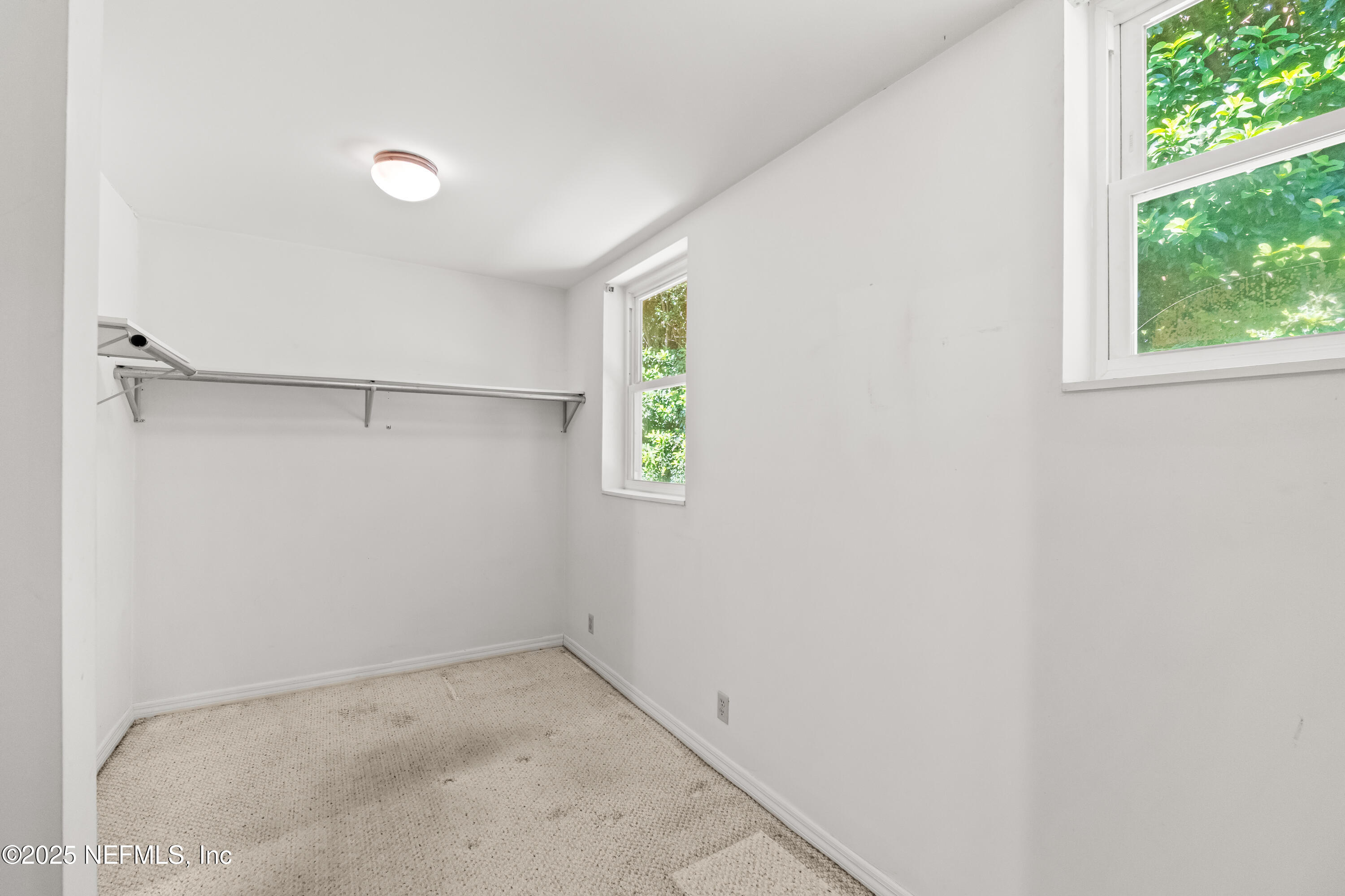 1400 MAGNOLIA Circle E