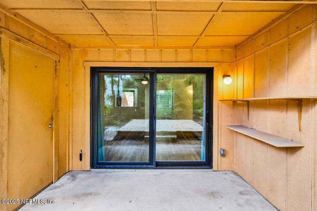 2700 MIZELL Avenue, 504A