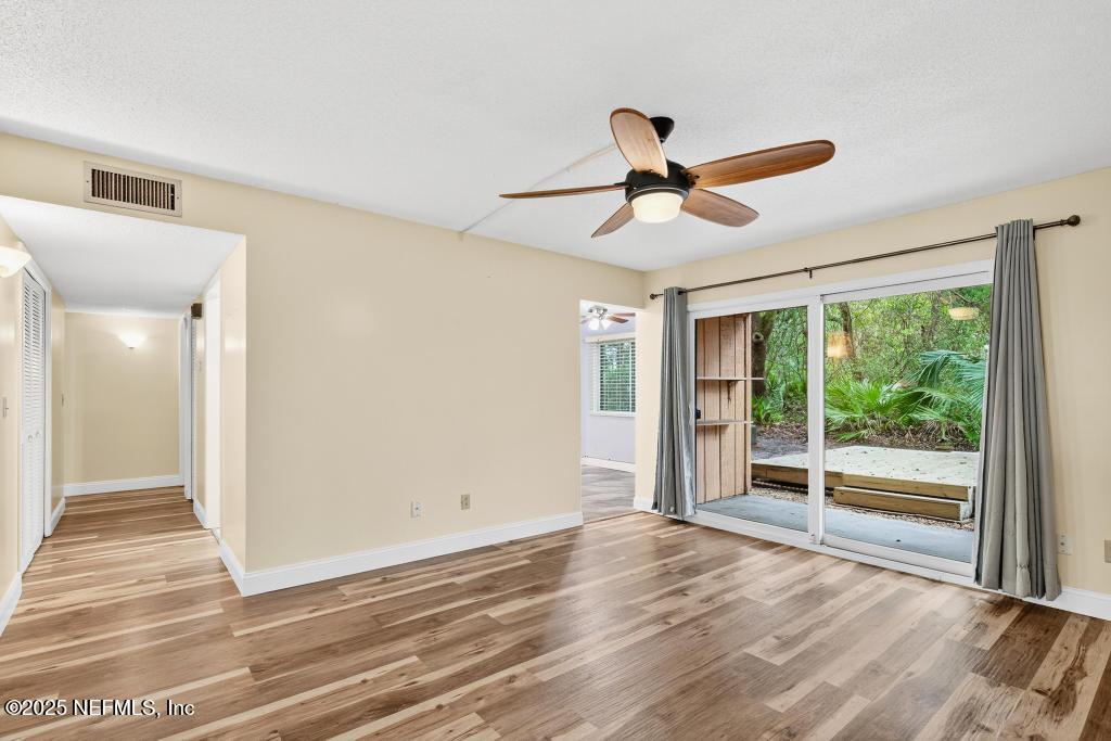 2700 MIZELL Avenue, 504A