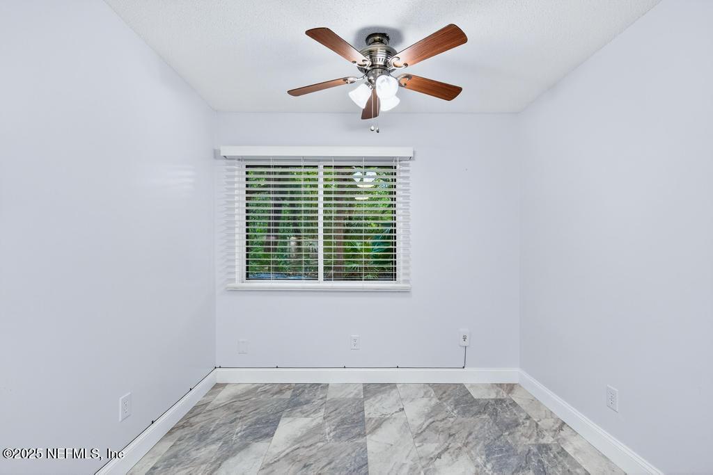 2700 MIZELL Avenue, 504A