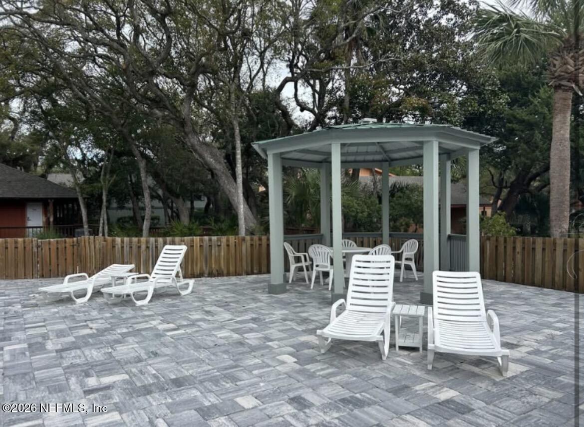 2700 MIZELL Avenue, 504A