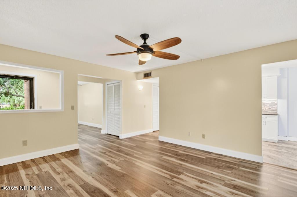 2700 MIZELL Avenue, 504A