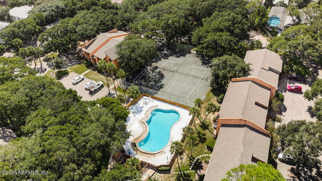 2700 MIZELL Avenue, 504A