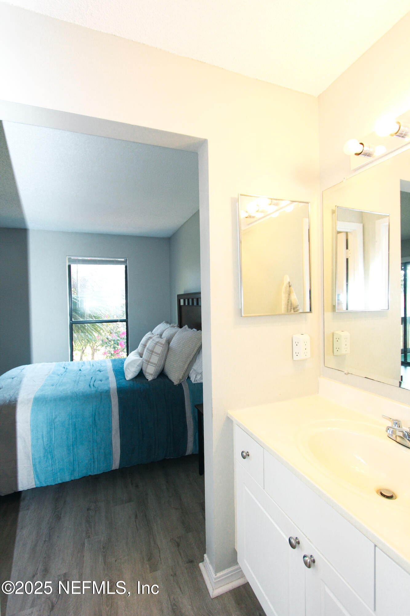 10200 BELLE RIVE Boulevard, 52