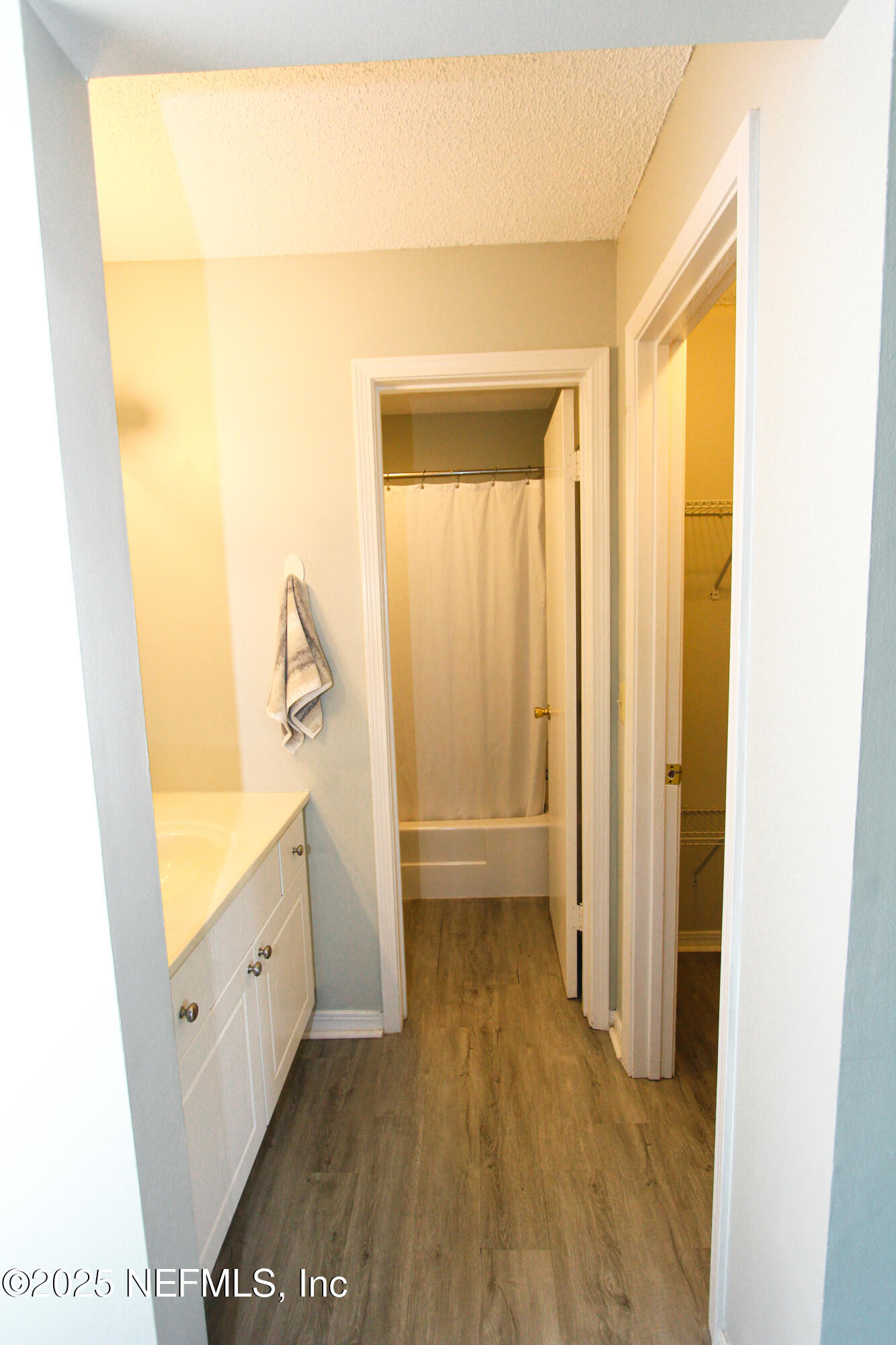 10200 BELLE RIVE Boulevard, 52