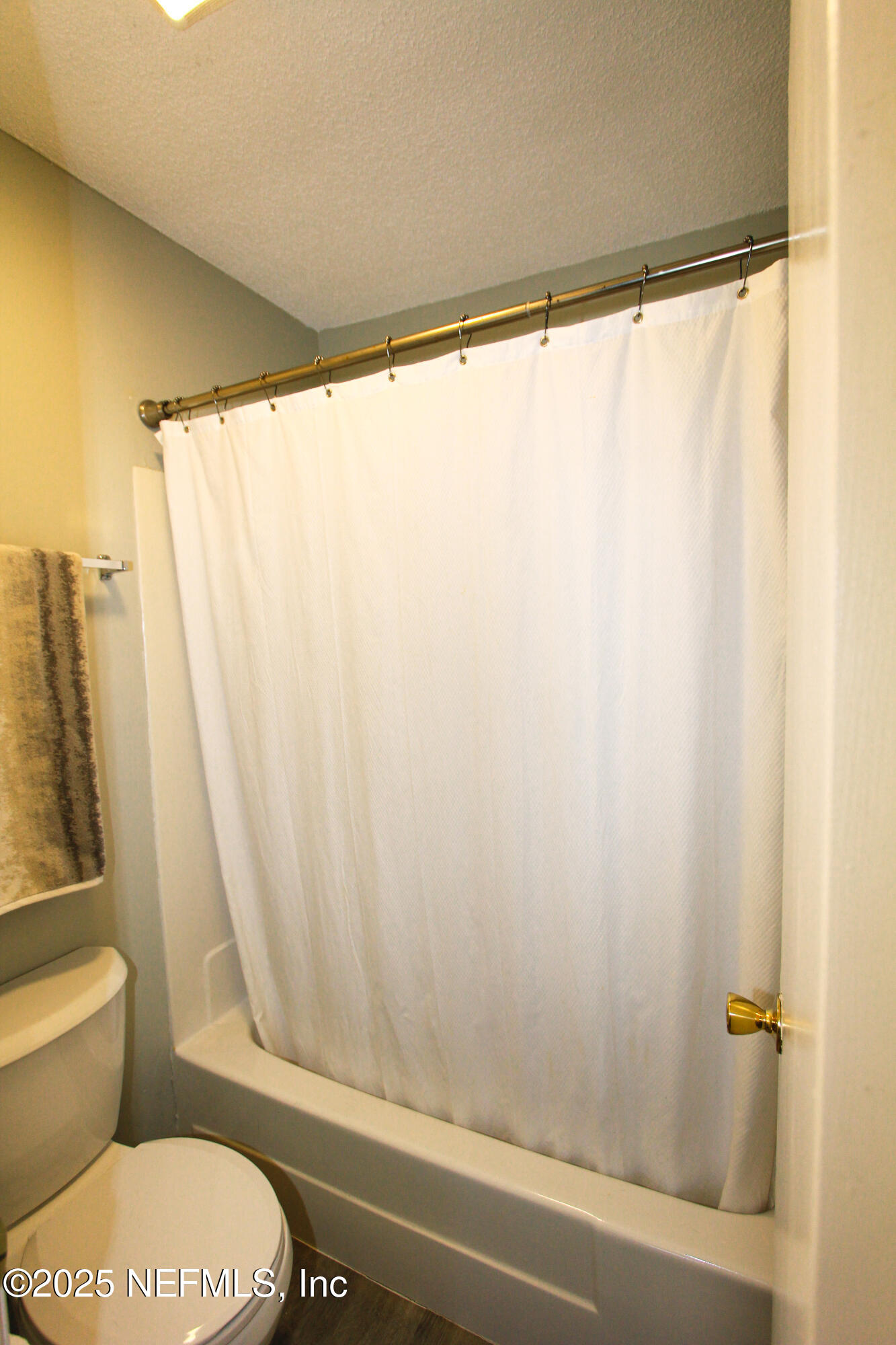 10200 BELLE RIVE Boulevard, 52