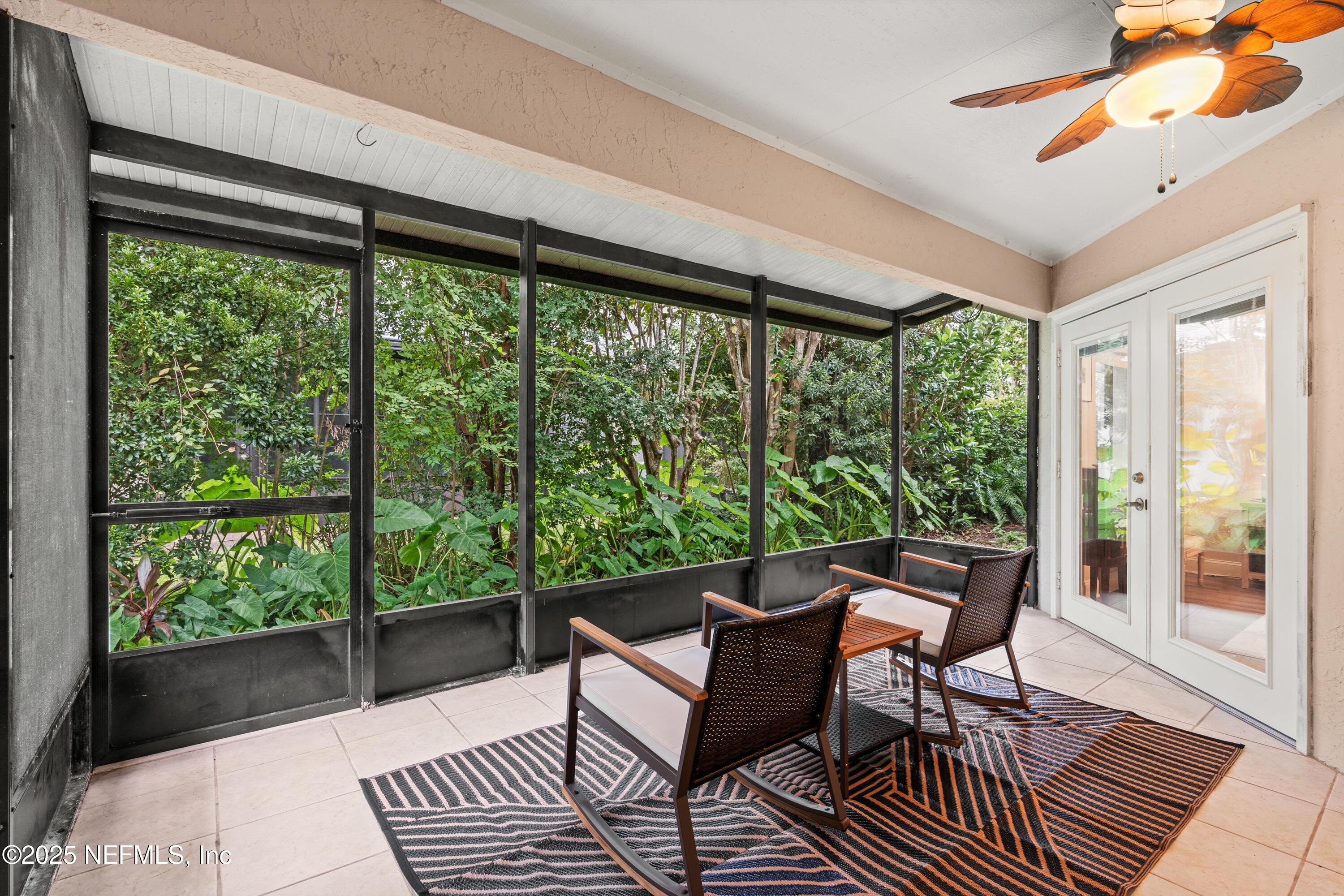 132 LA PASADA Circle W