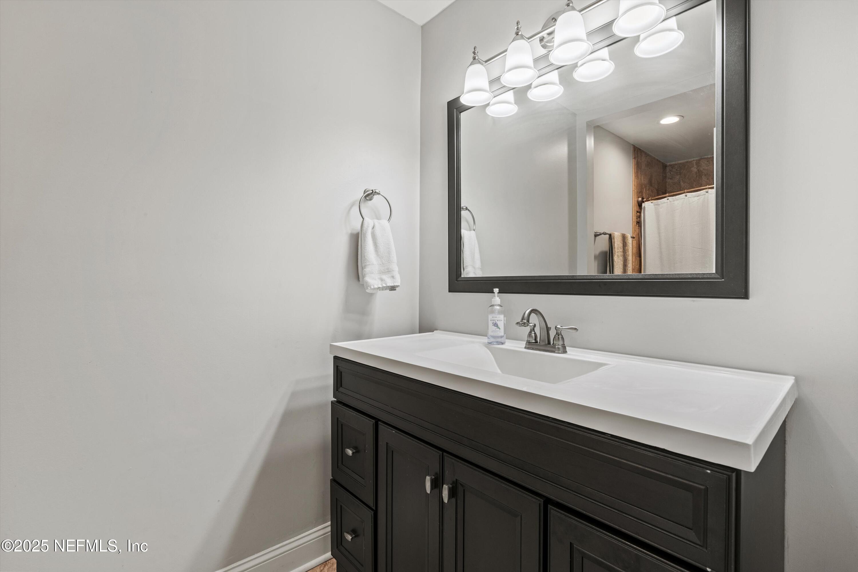 132 LA PASADA Circle W