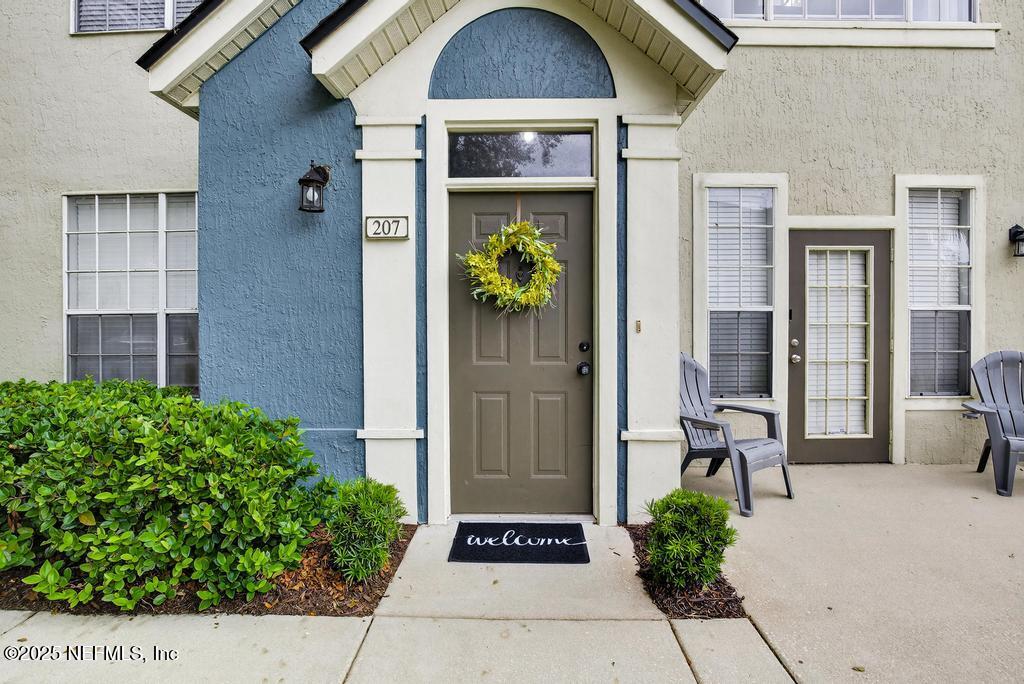 13700 RICHMOND PARK Drive N, 207