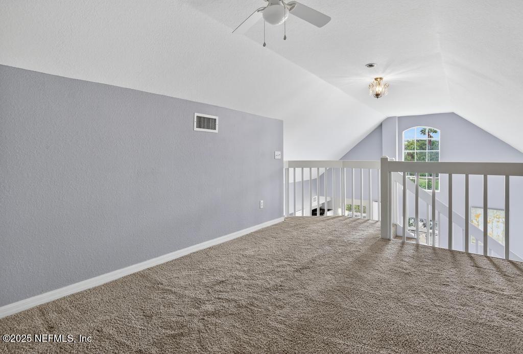 13700 RICHMOND PARK Drive N, 207