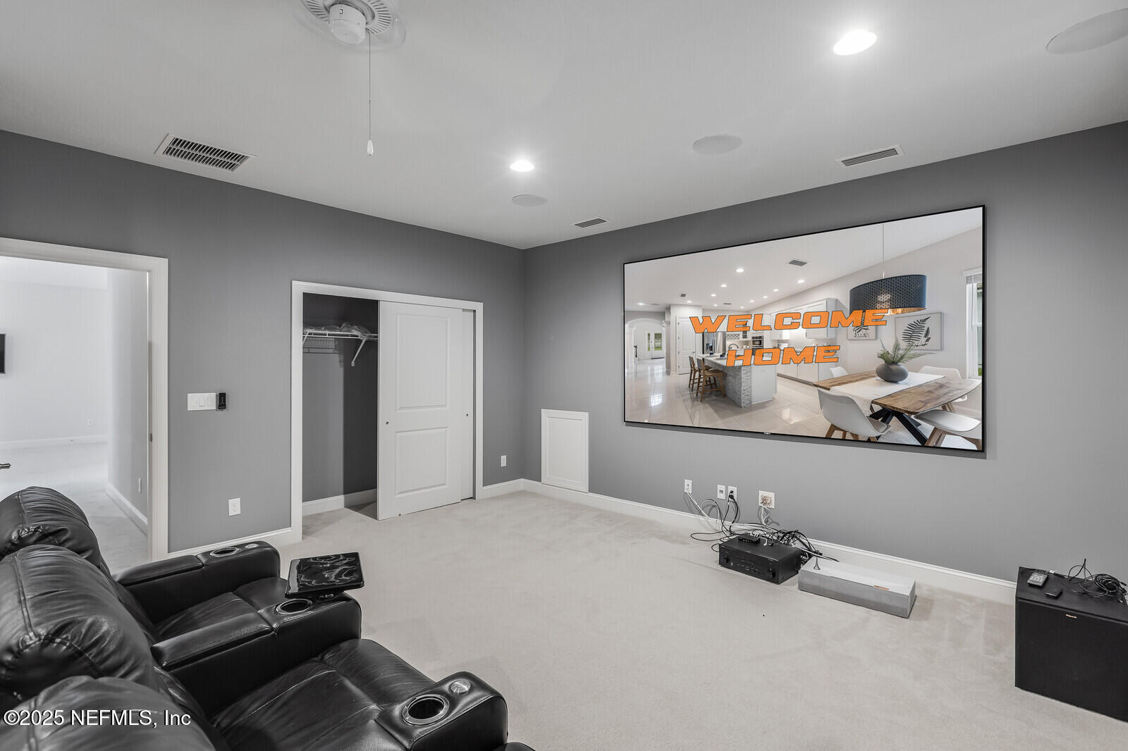 425 PORTSMOUTH BAY Avenue