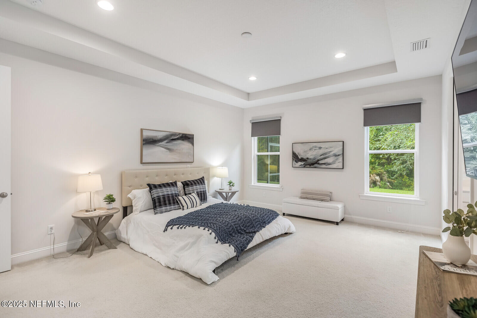 425 PORTSMOUTH BAY Avenue