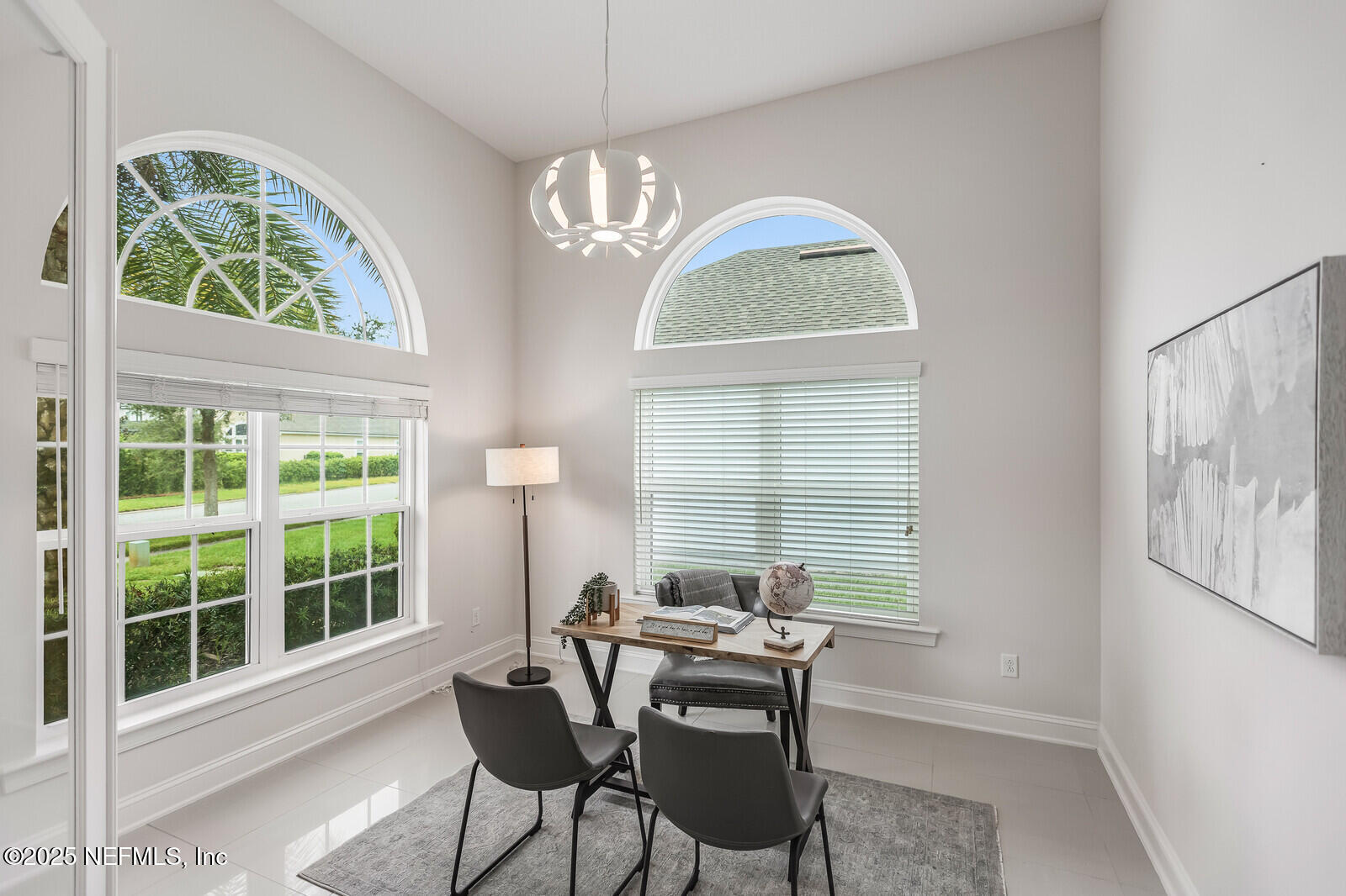 425 PORTSMOUTH BAY Avenue