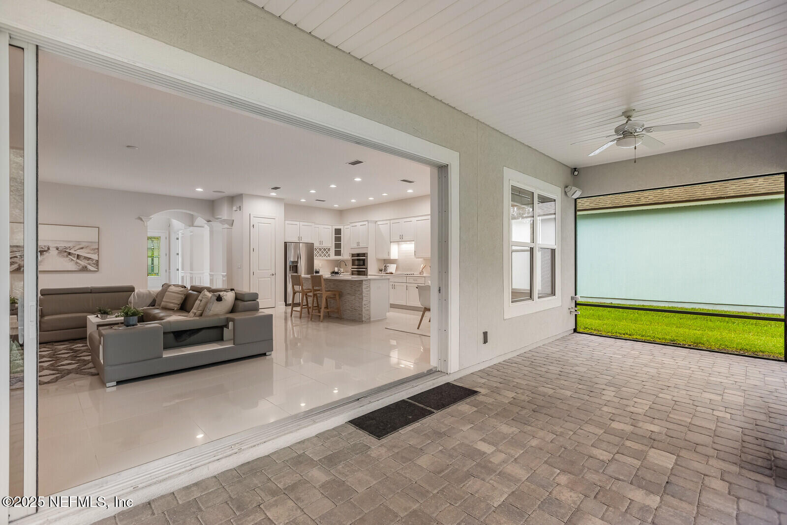 425 PORTSMOUTH BAY Avenue