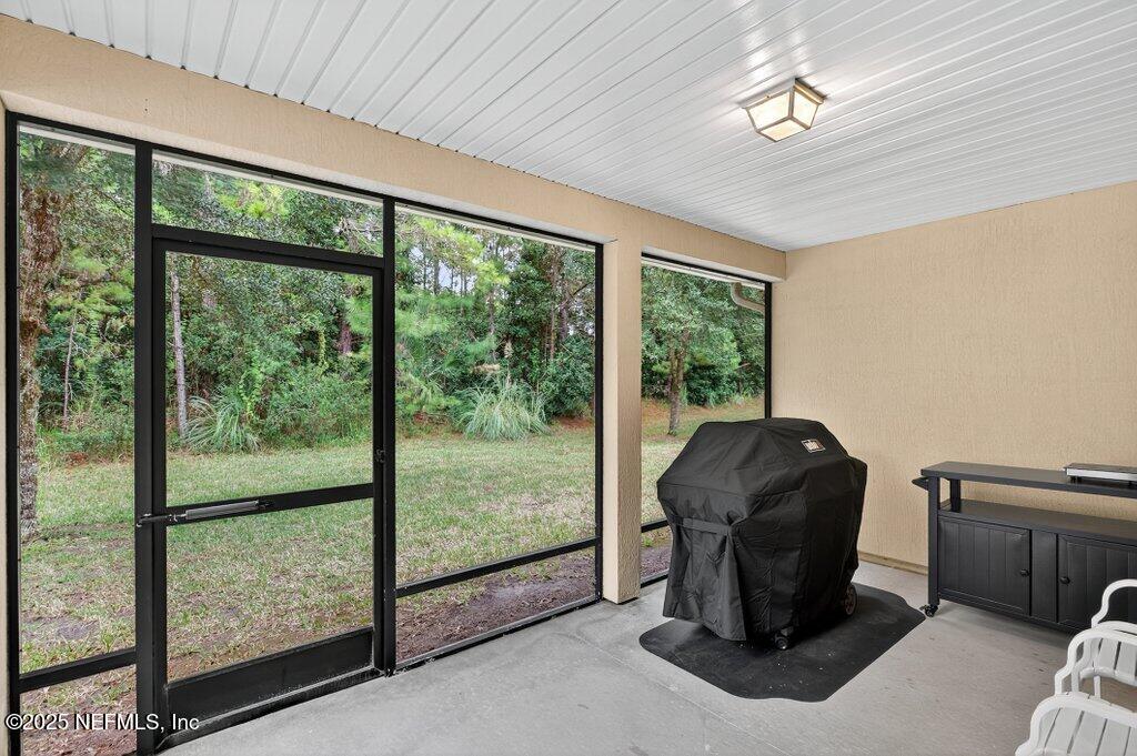 488 WALNUT Drive, St. Johns