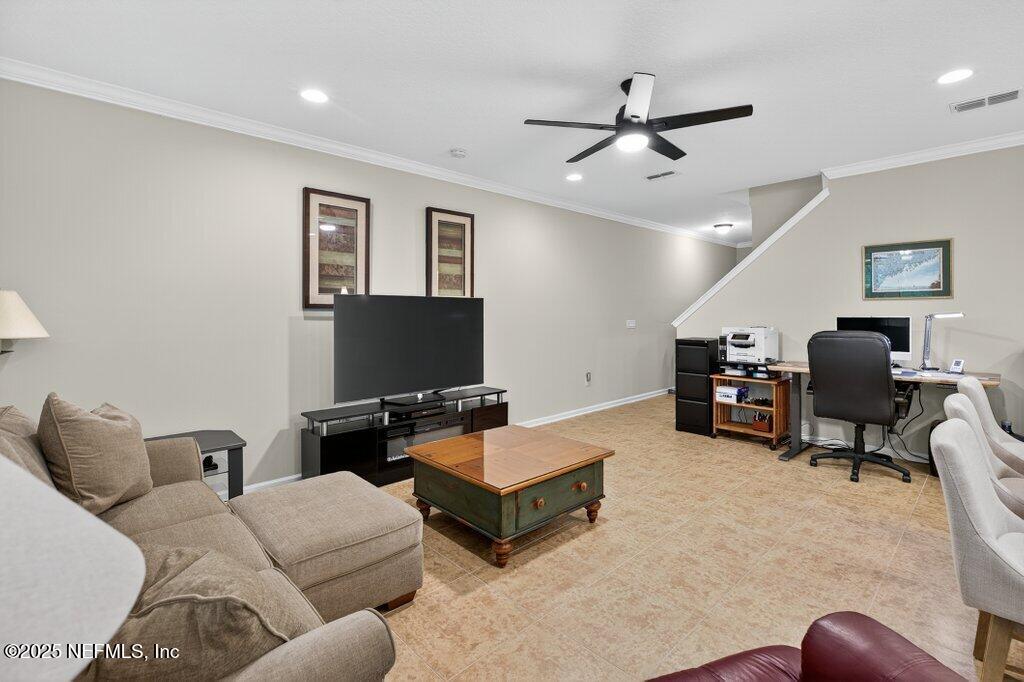 488 WALNUT Drive, St. Johns