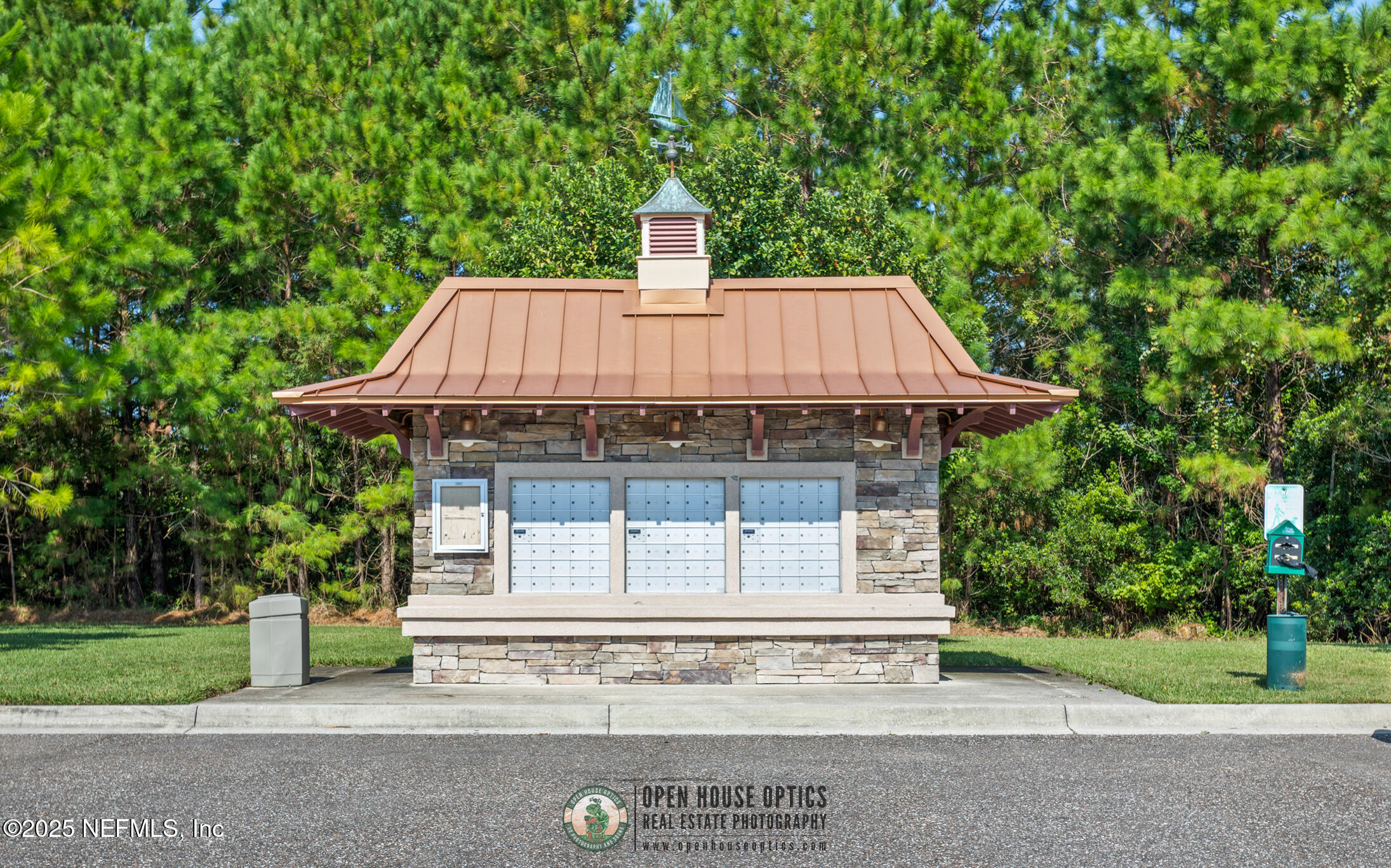 488 WALNUT Drive, St. Johns