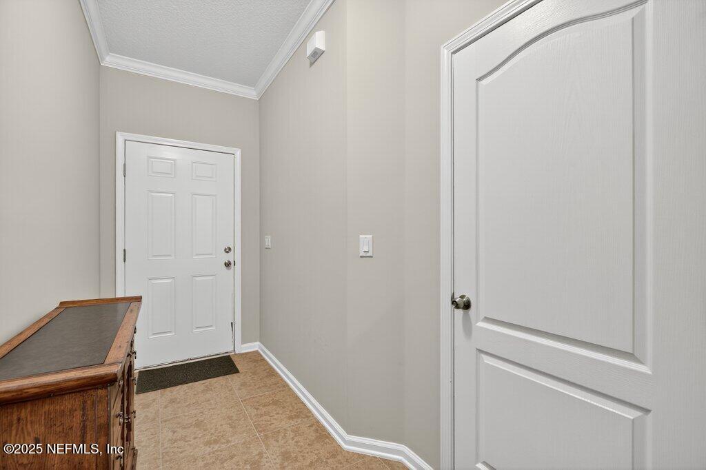 488 WALNUT Drive, St. Johns