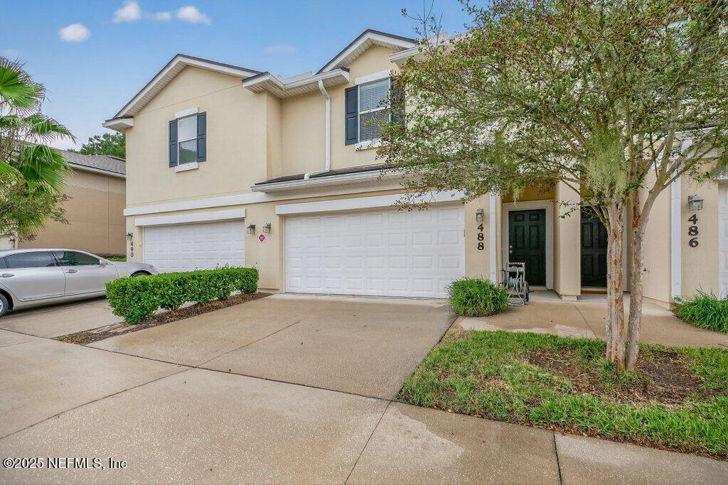 488 WALNUT Drive, St. Johns