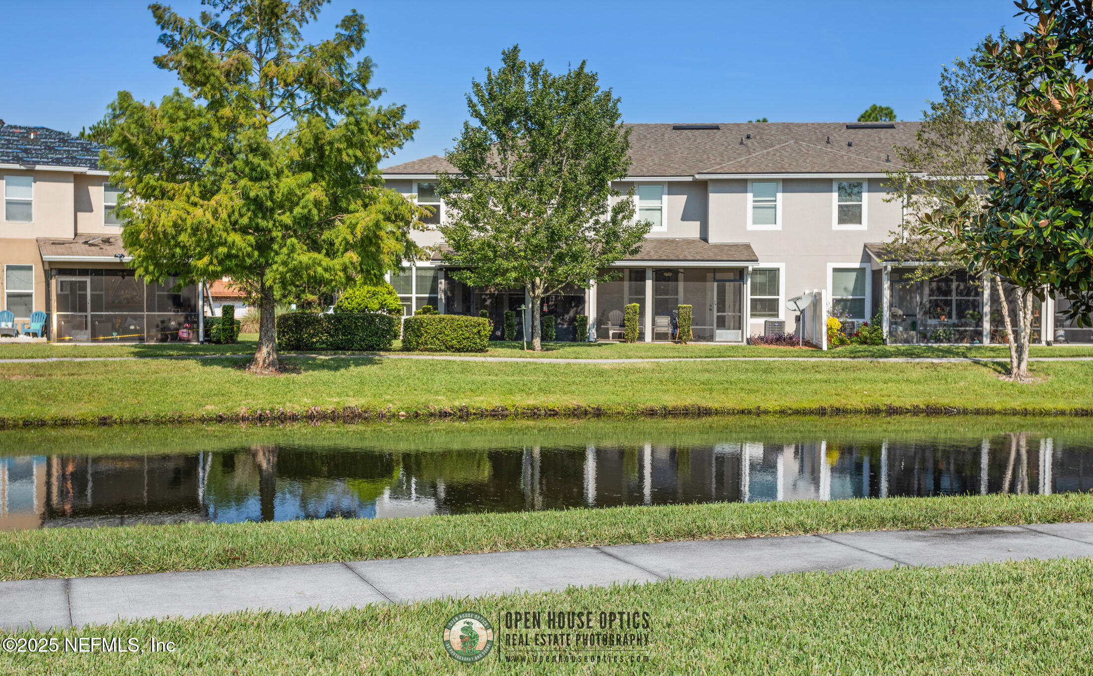 488 WALNUT Drive, St. Johns