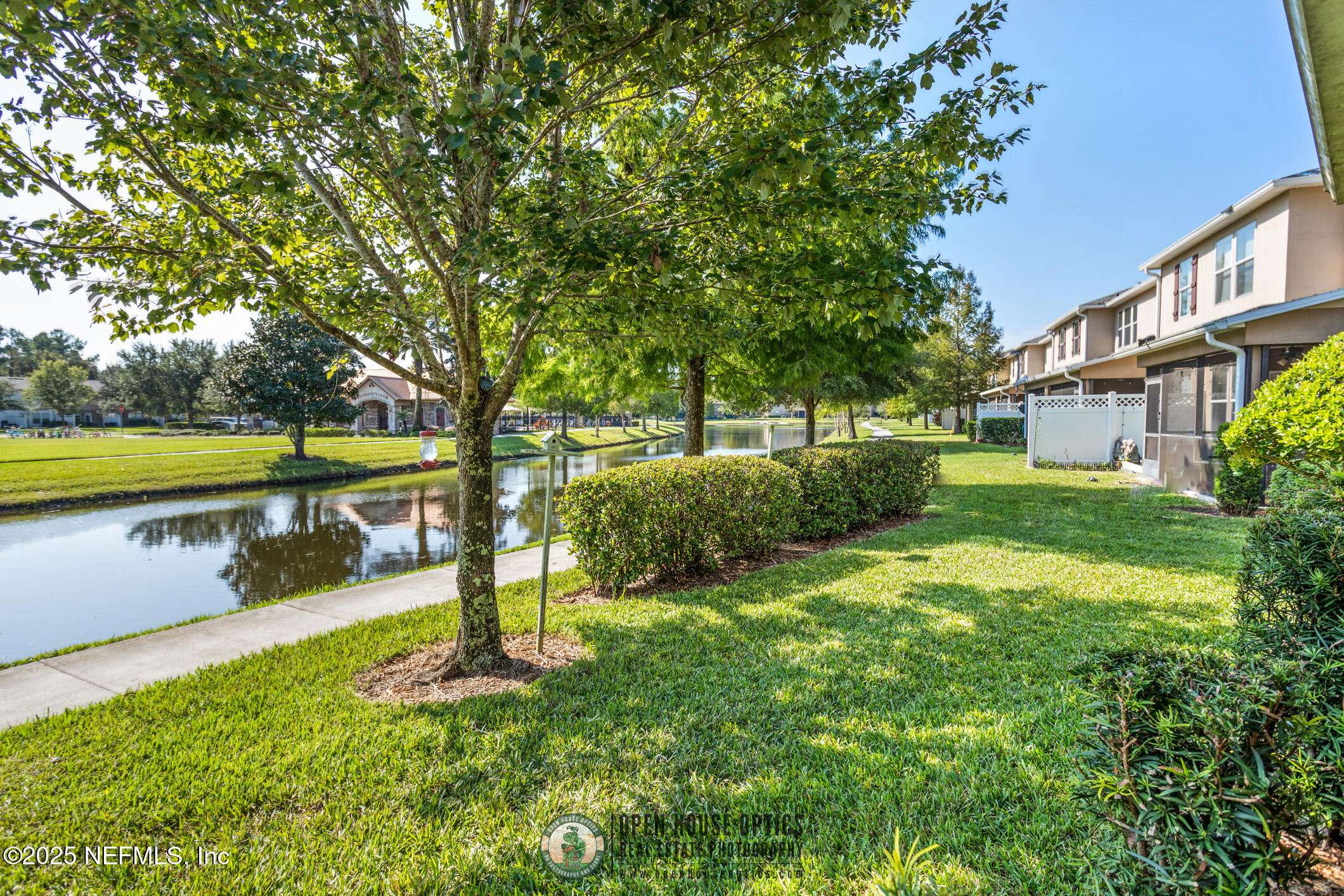 488 WALNUT Drive, St. Johns