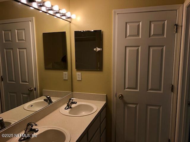 3173 HOLLOW TREE Court