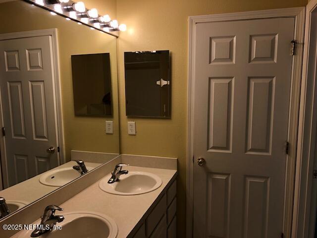 3173 HOLLOW TREE Court