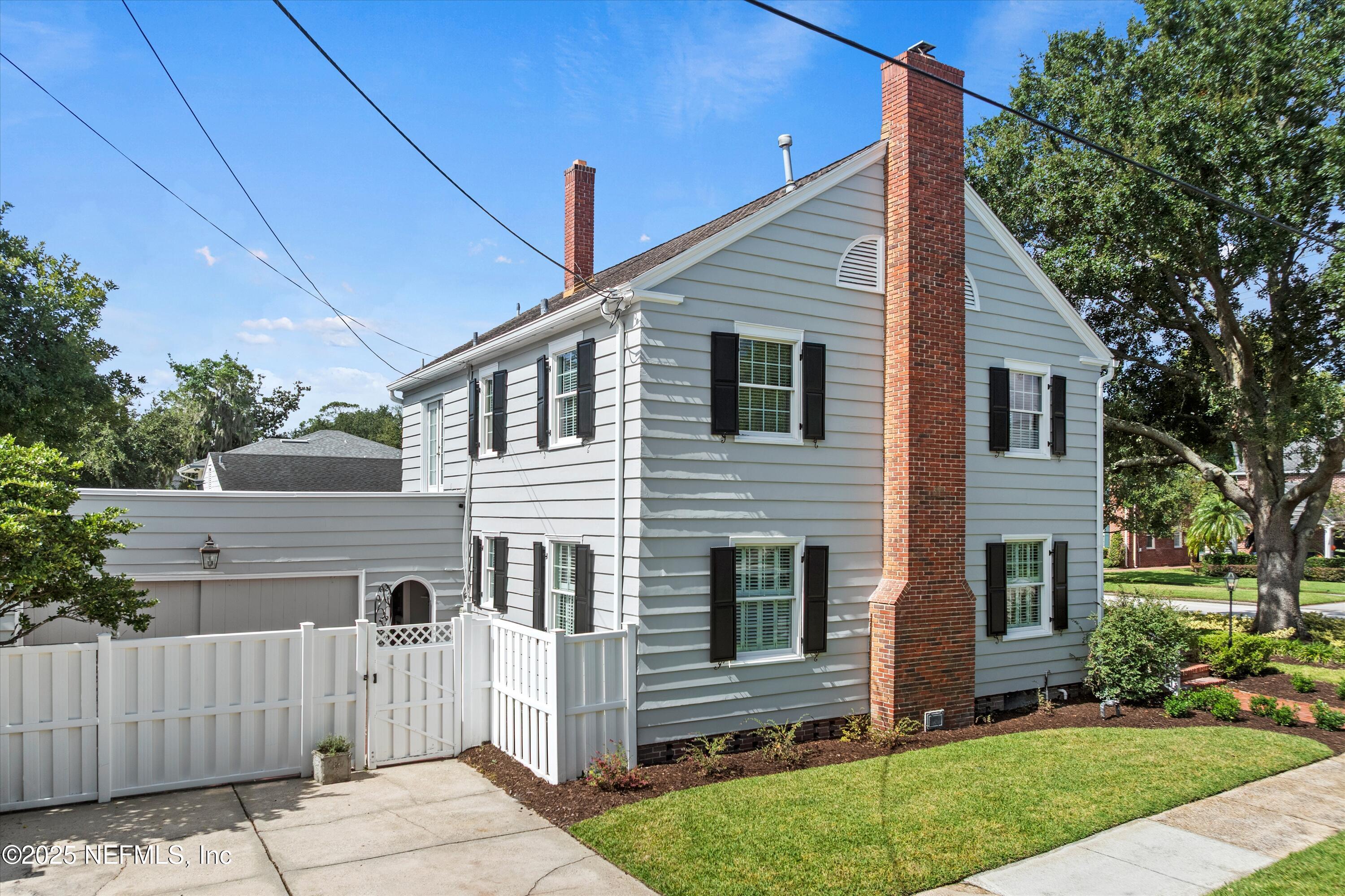 1130 RIVER OAKS Road