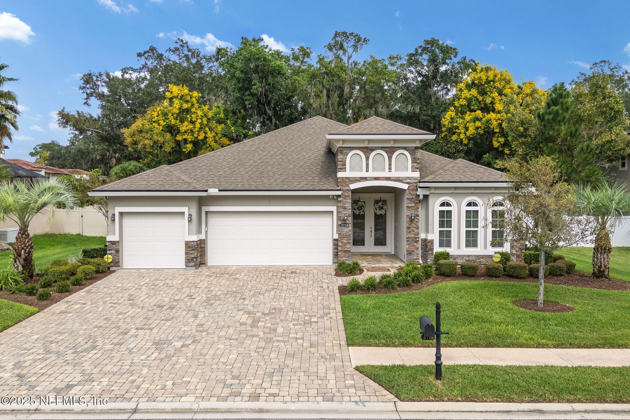 2719 CHAPMAN OAK Drive