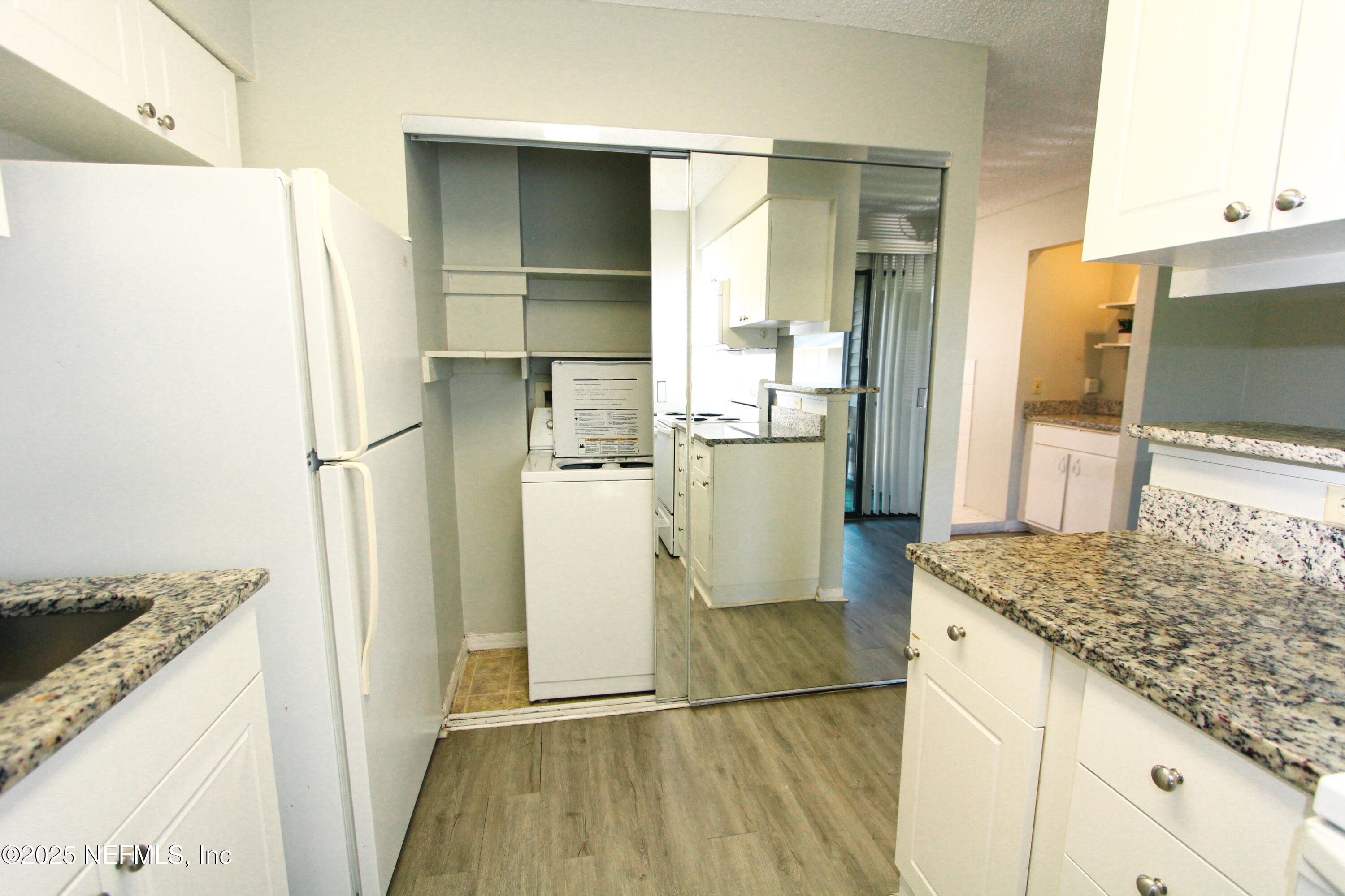 10200 BELLE RIVE BLVD, 52