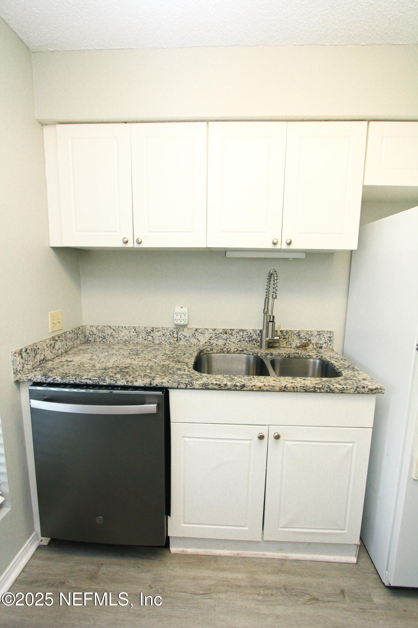 10200 BELLE RIVE BLVD, 52