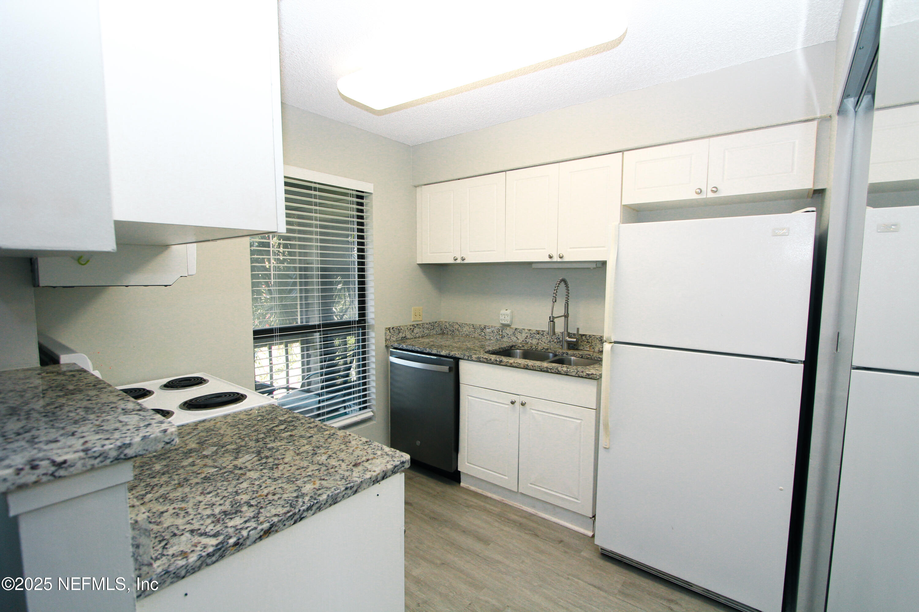 10200 BELLE RIVE BLVD, 52